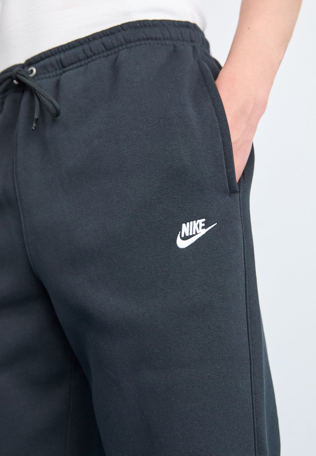 CLUB - Tracksuit bottoms - black