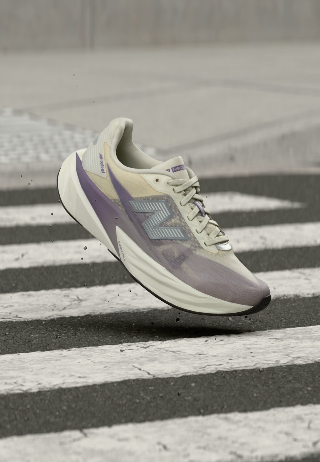REBEL V5 - Road running shoes - candied violet