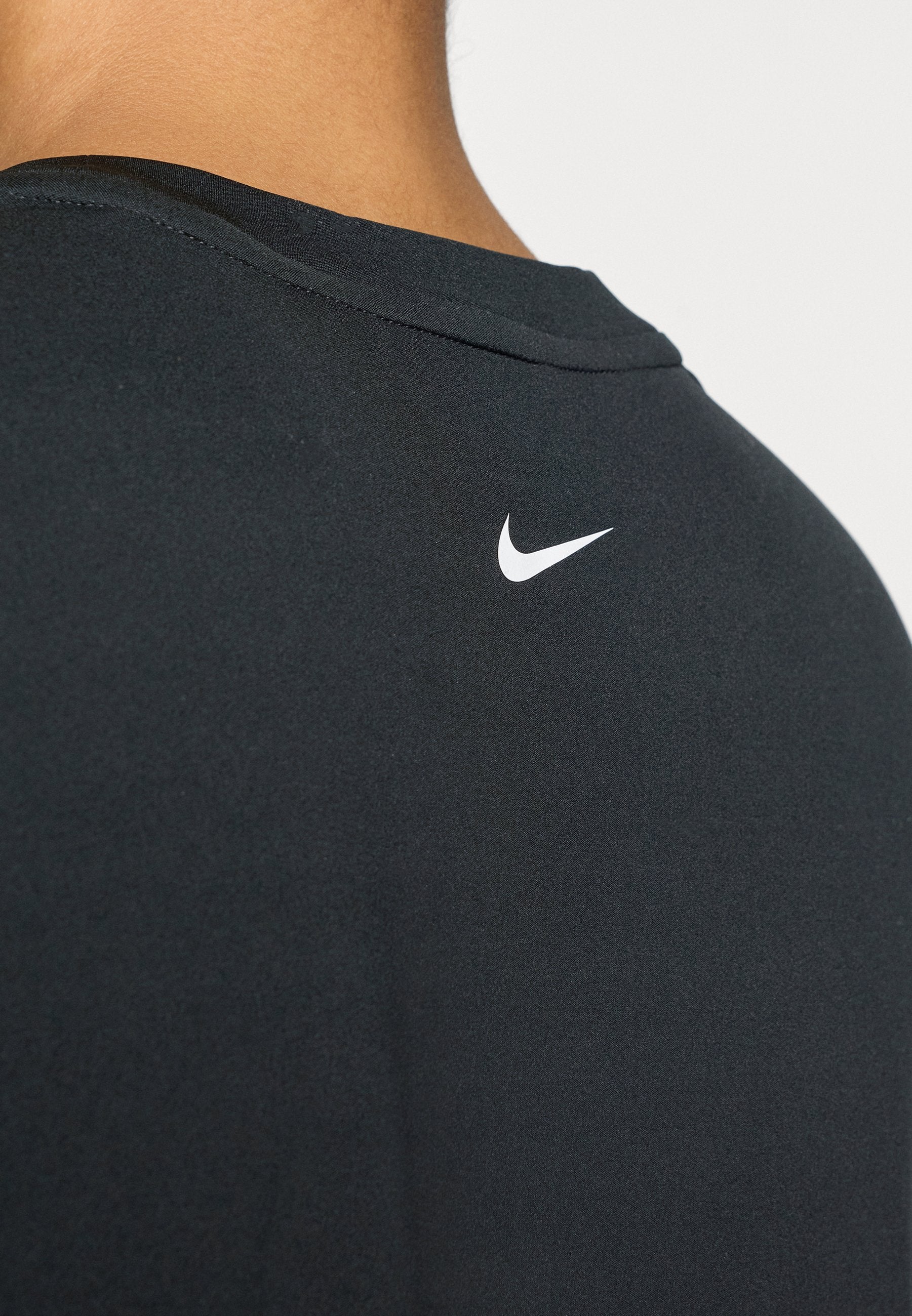 365 LOOSE - Sports T-shirt - black/white