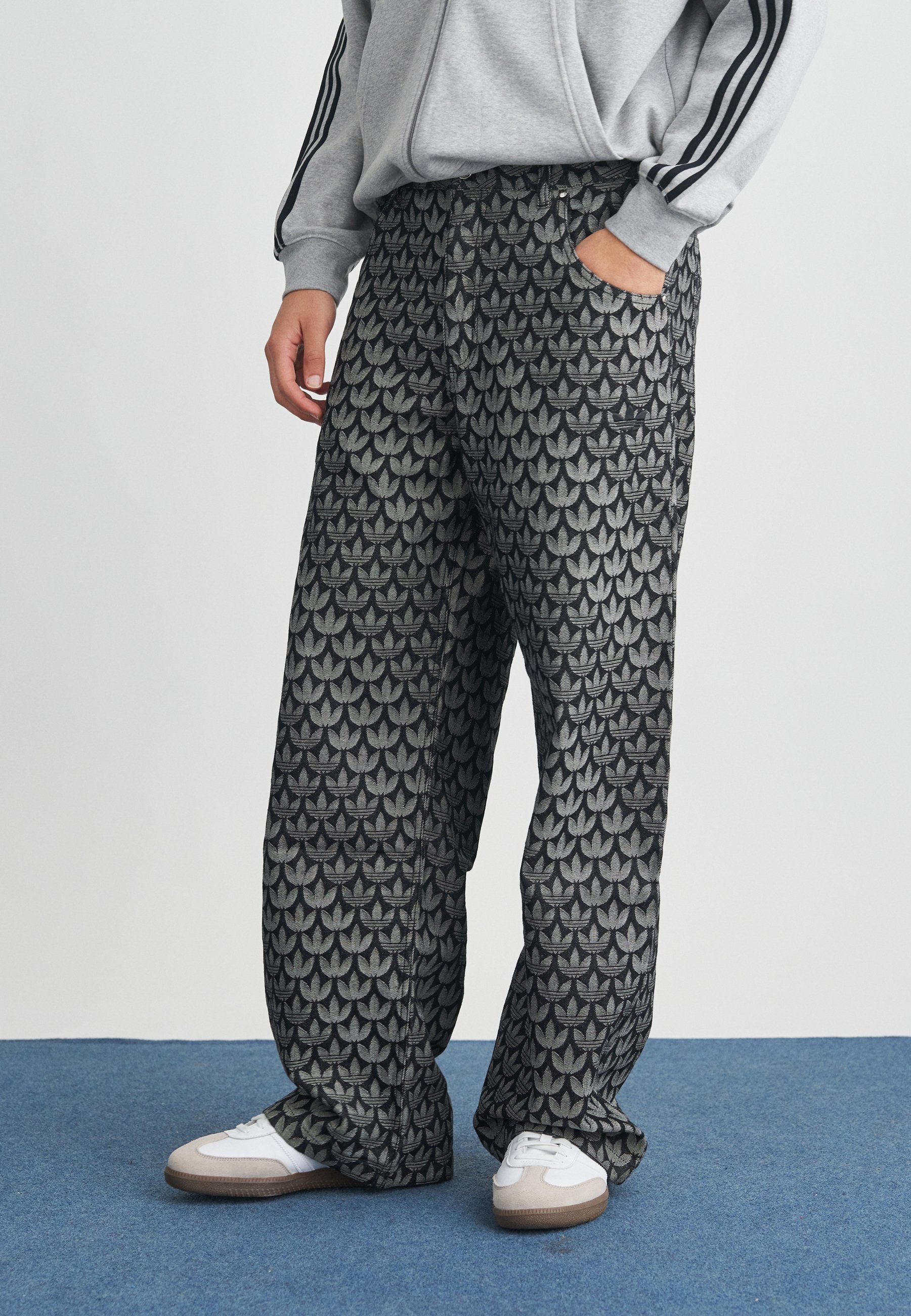 MONOGRAM PANT - Relaxed fit jeans - black
