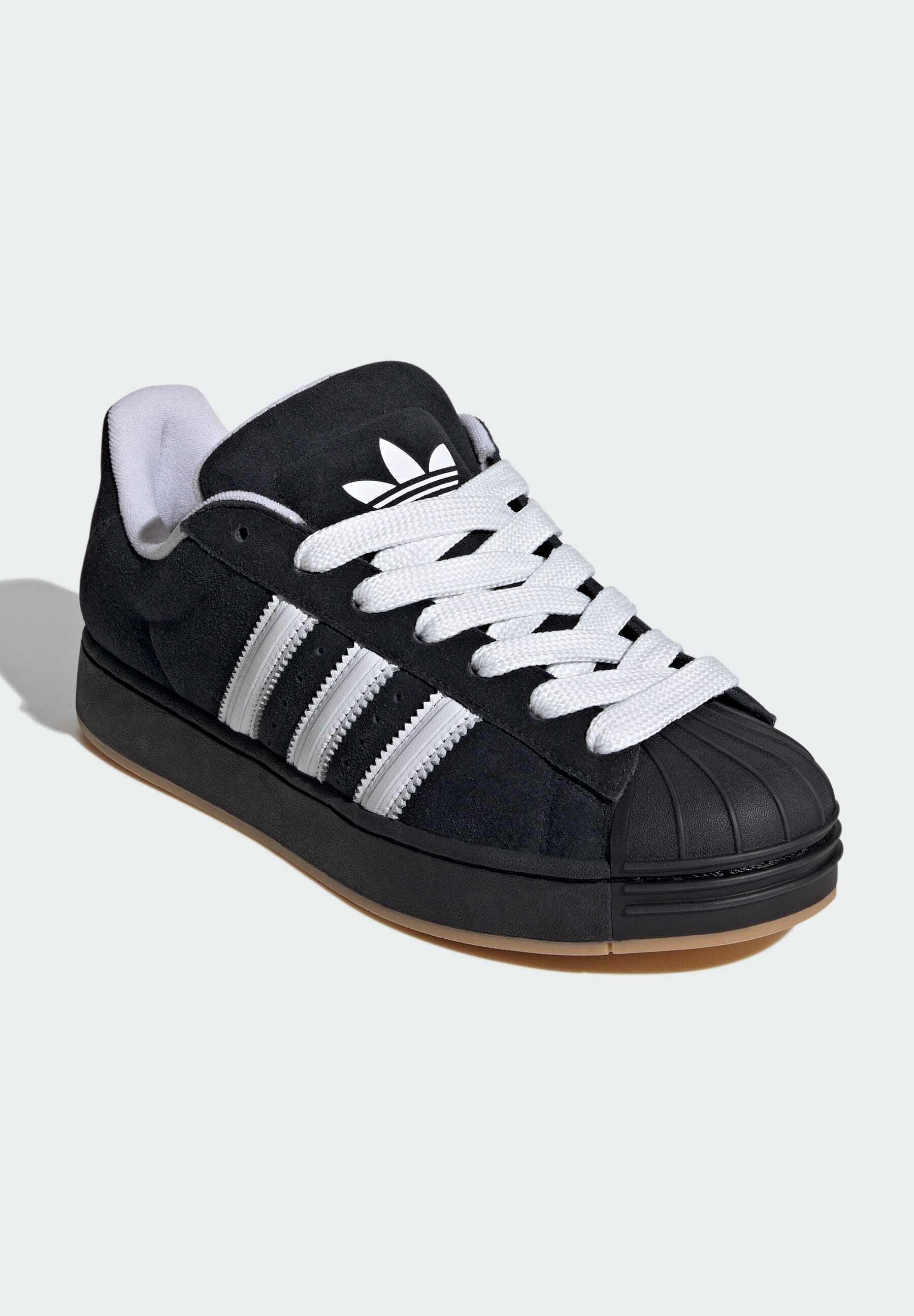 SUPERSTAR ST UNISEX - أحذية رياضية - أسود أساسي/أبيض/مطاط
