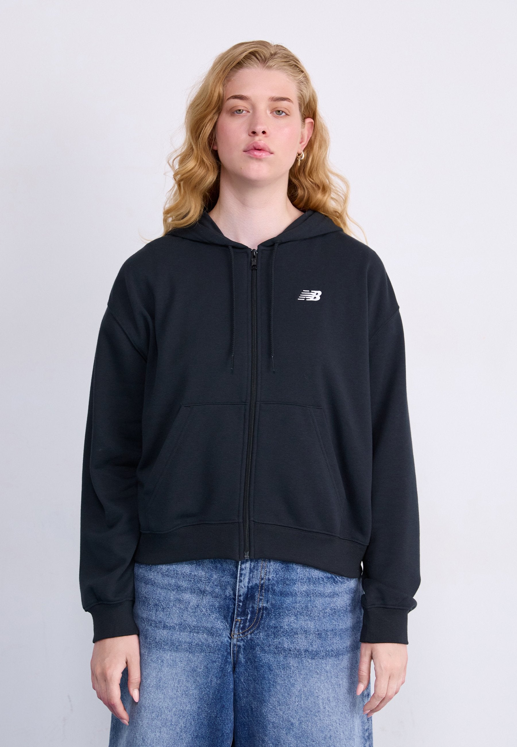 Zip-up sweatshirt - black