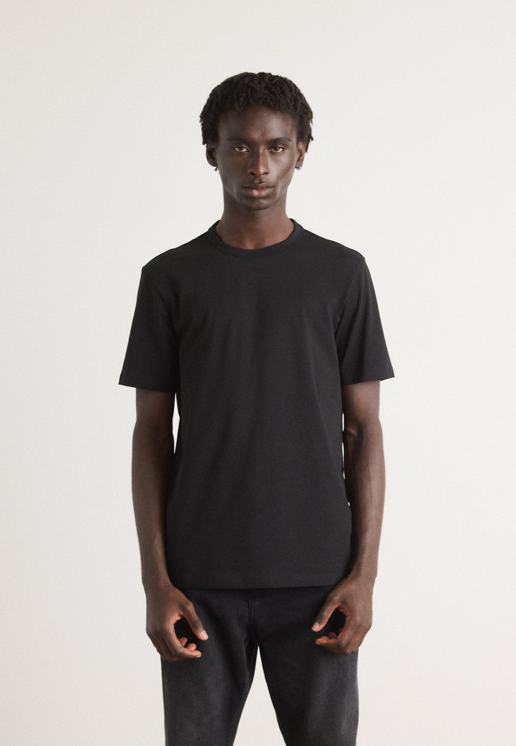 NAOLO 2 PACK - Basic T-shirt - black