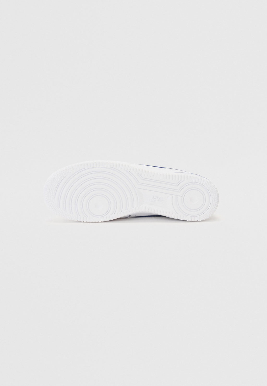 AIR FORCE 1 - Trainers - white/deep royal blue