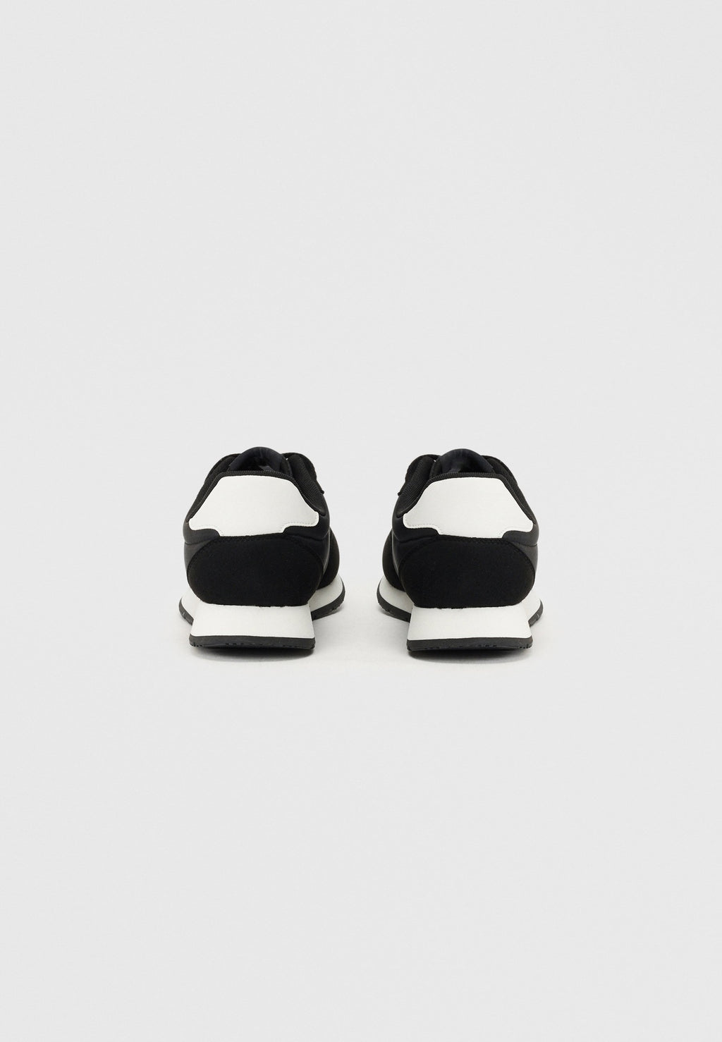 أحذية رياضية TJM CLASSIC RUNNER - سوداء