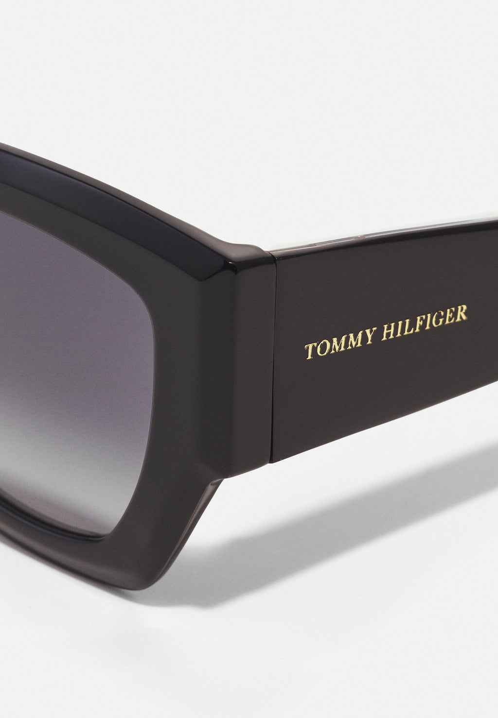 Sunglasses - black