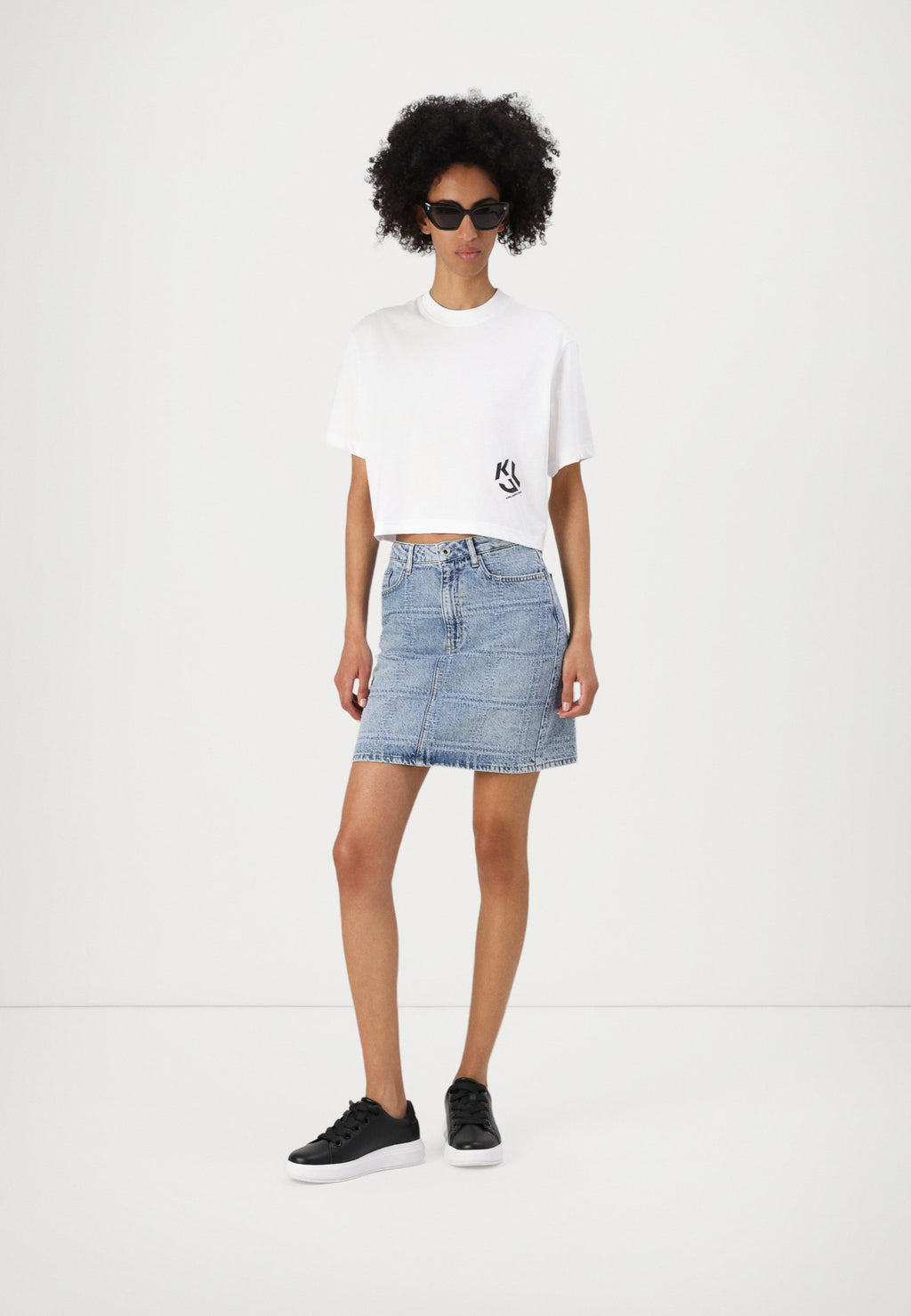 CROPPED MONOGRAM TEE - Basic T-shirt - white