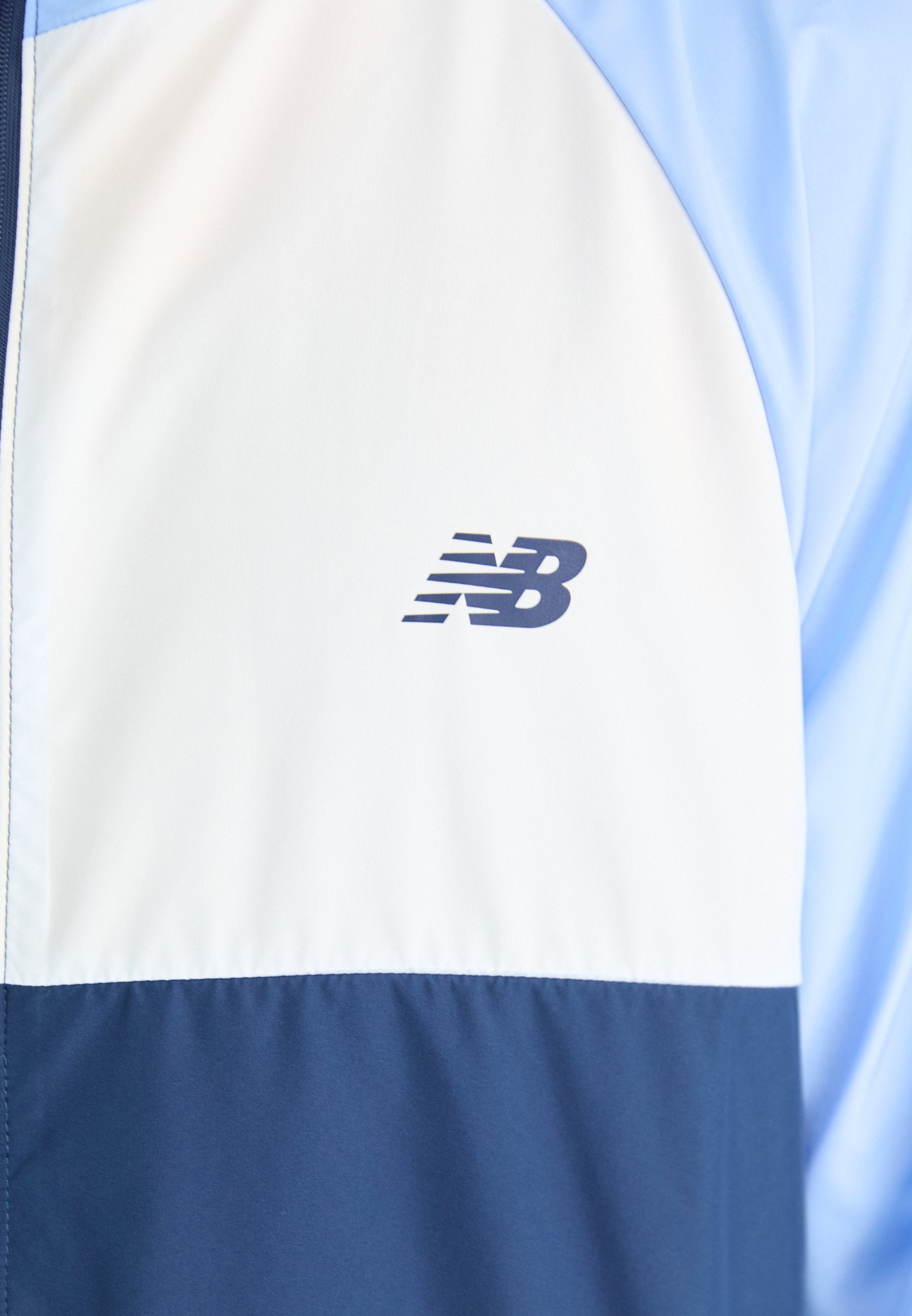 ATHLETICS PACKABLE - Training jacket - electric sky