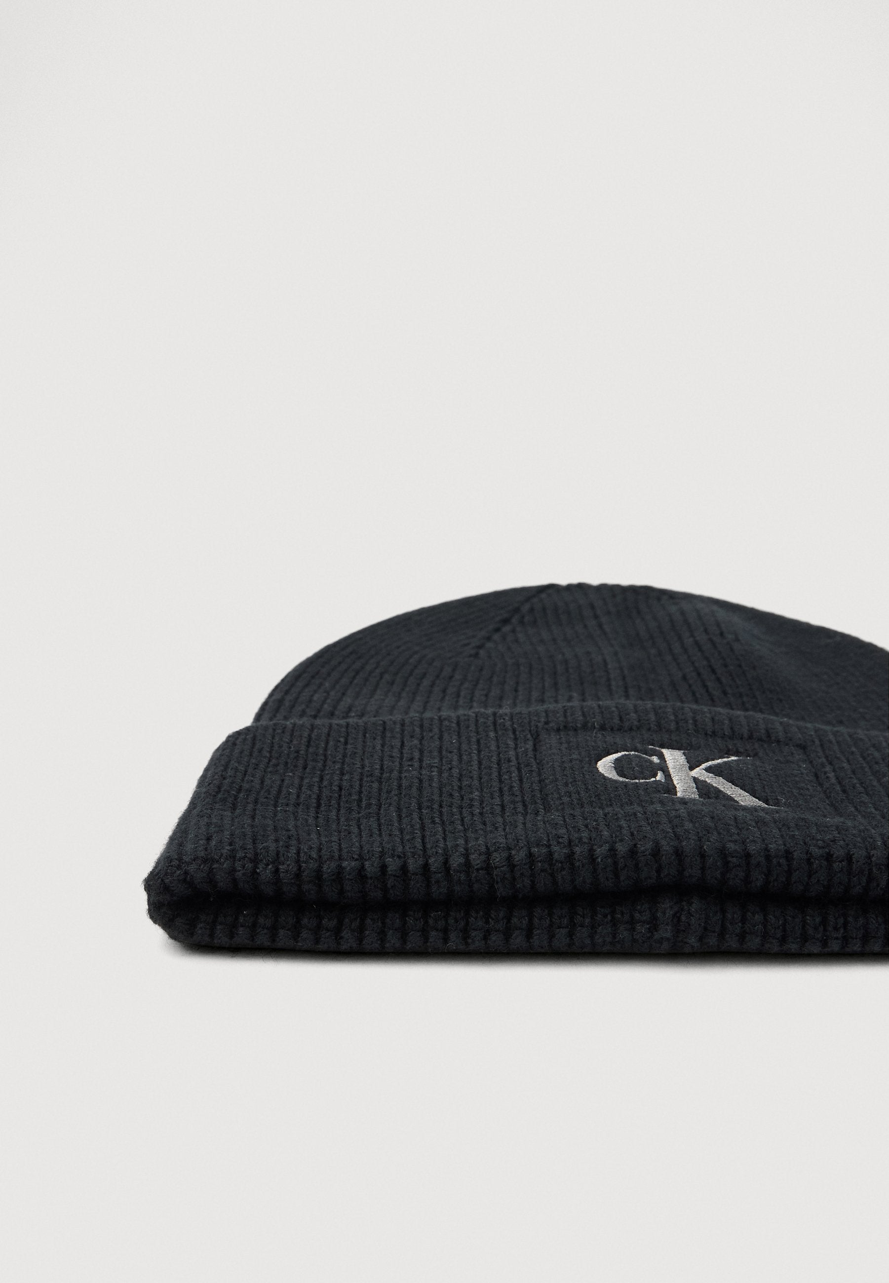 EMBROIDERED UNISEX - Beanie - black