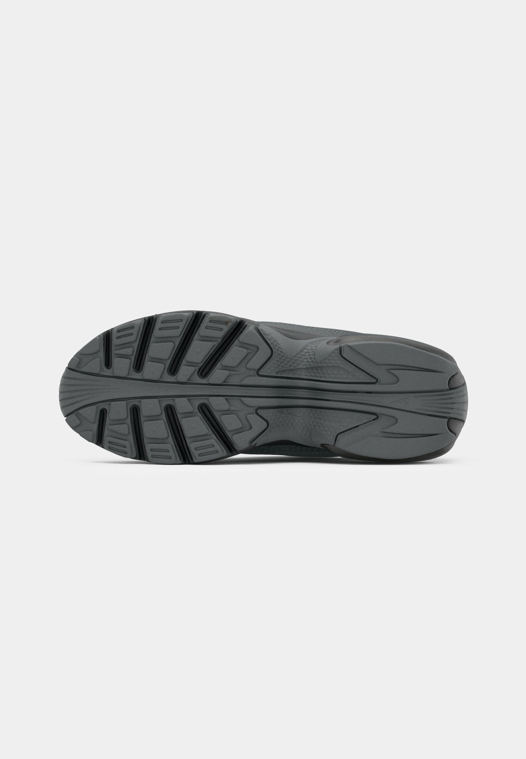 AIR MAX PORTAL SE - Trainers - black/iron grey