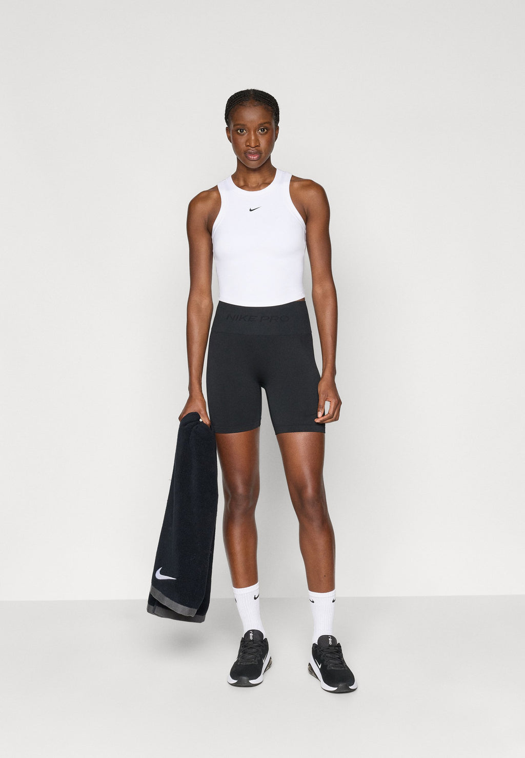 ONE FITTED CROP TANK - Top - white/black