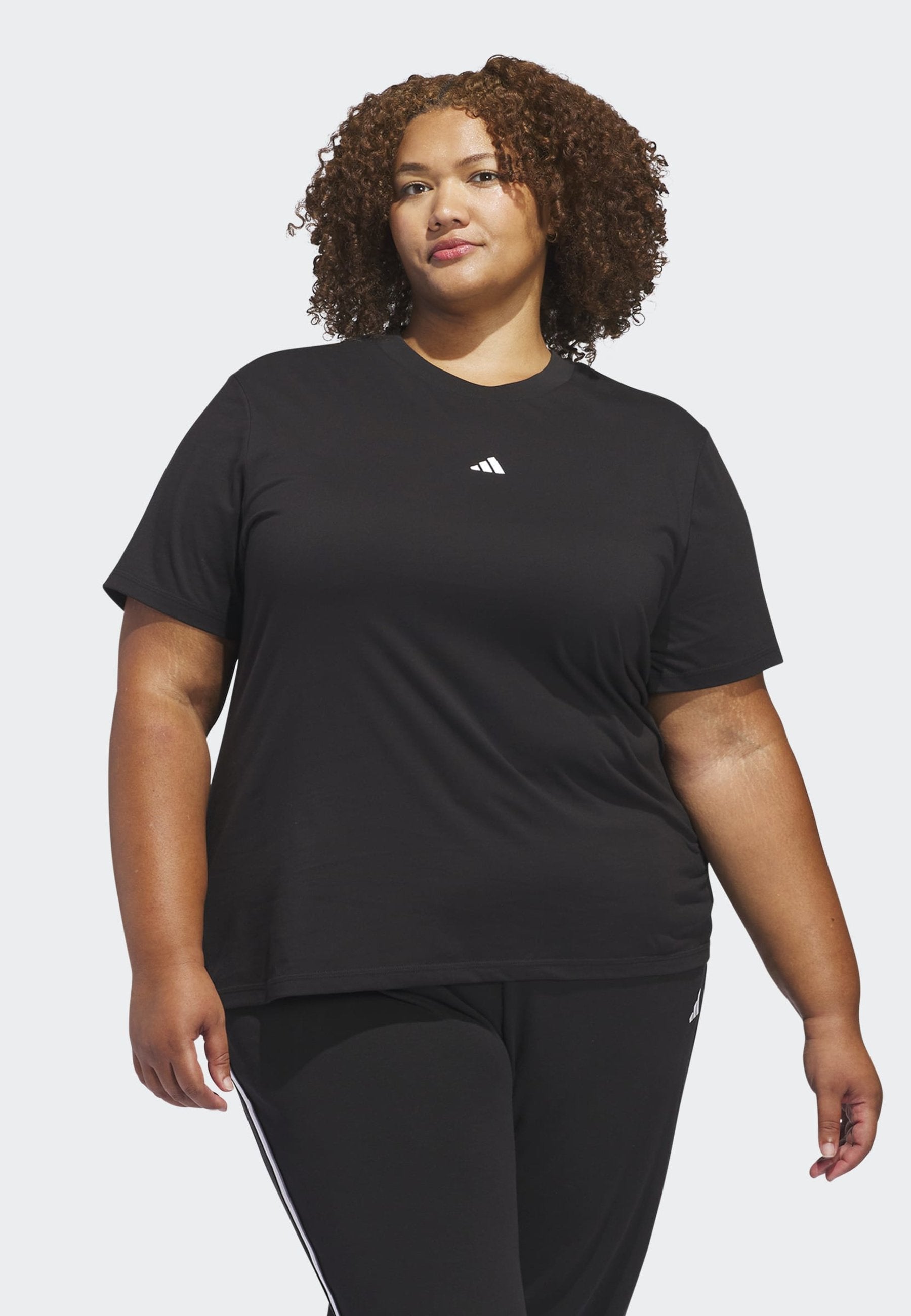 ESSENTIALS SMALL LOGO TSHIRT - Basic T-shirt - black/white