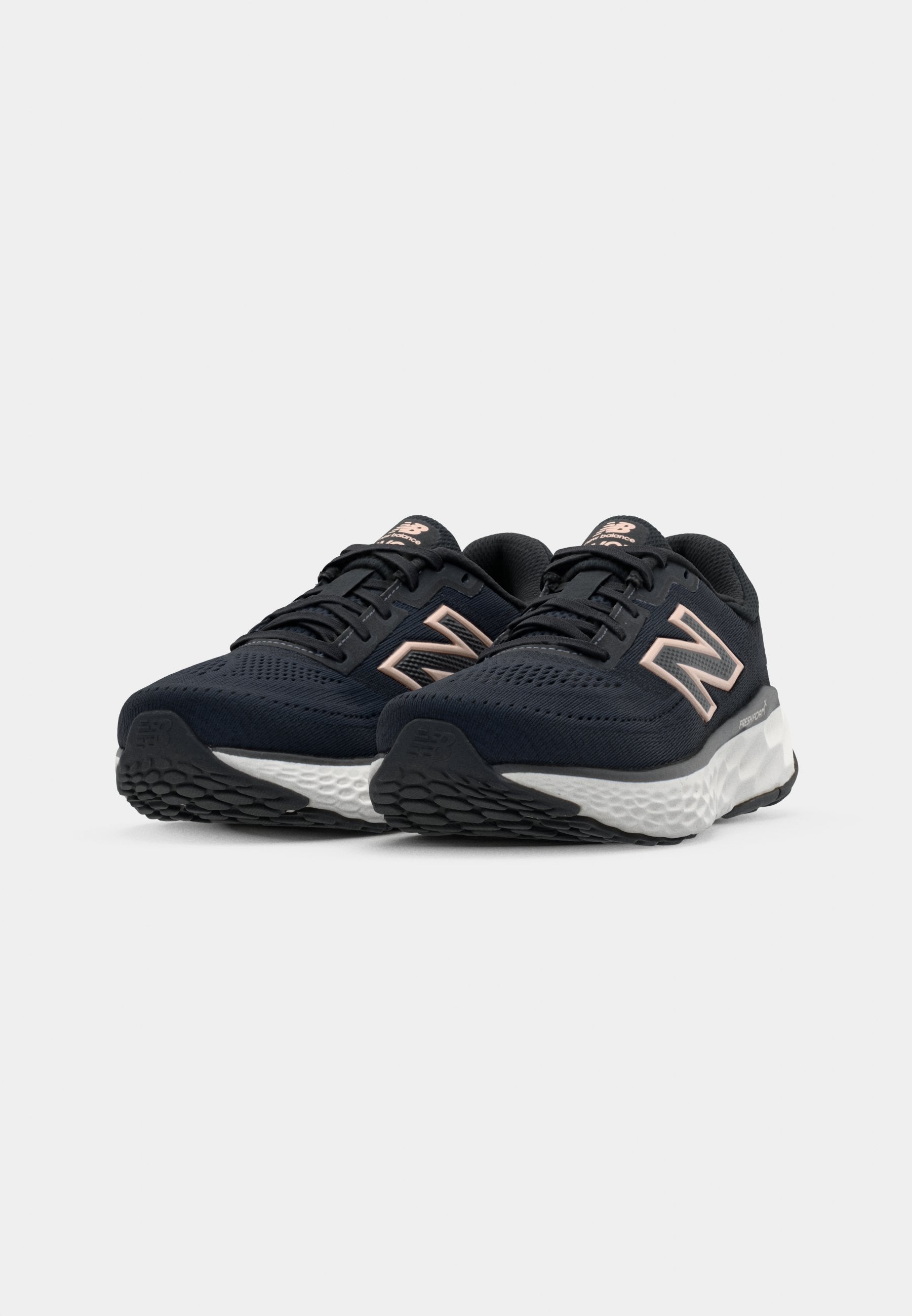 EVOZ V4 - Road running shoes - phantom