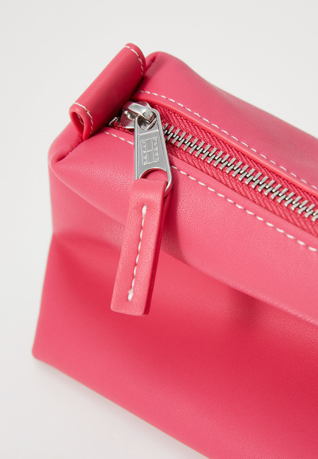 TROUSSE DE TOILETTE TENDANCE - Trousse de toilette - cerise vintage