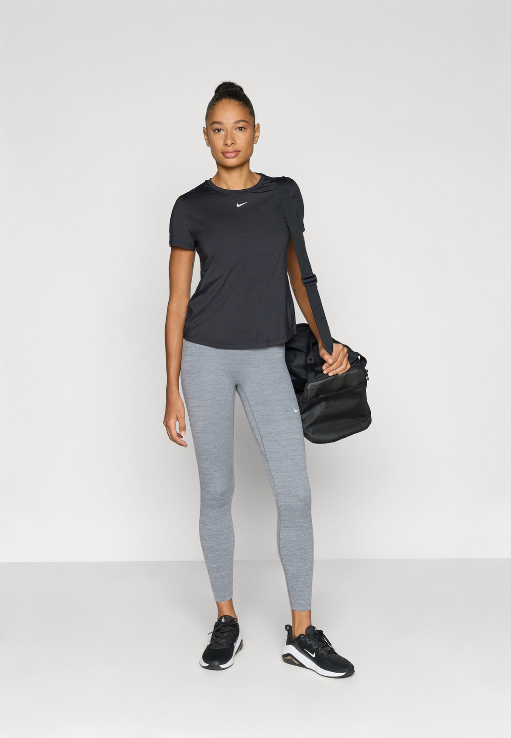 ONE CLASSIC - Sports T-shirt - black/white
