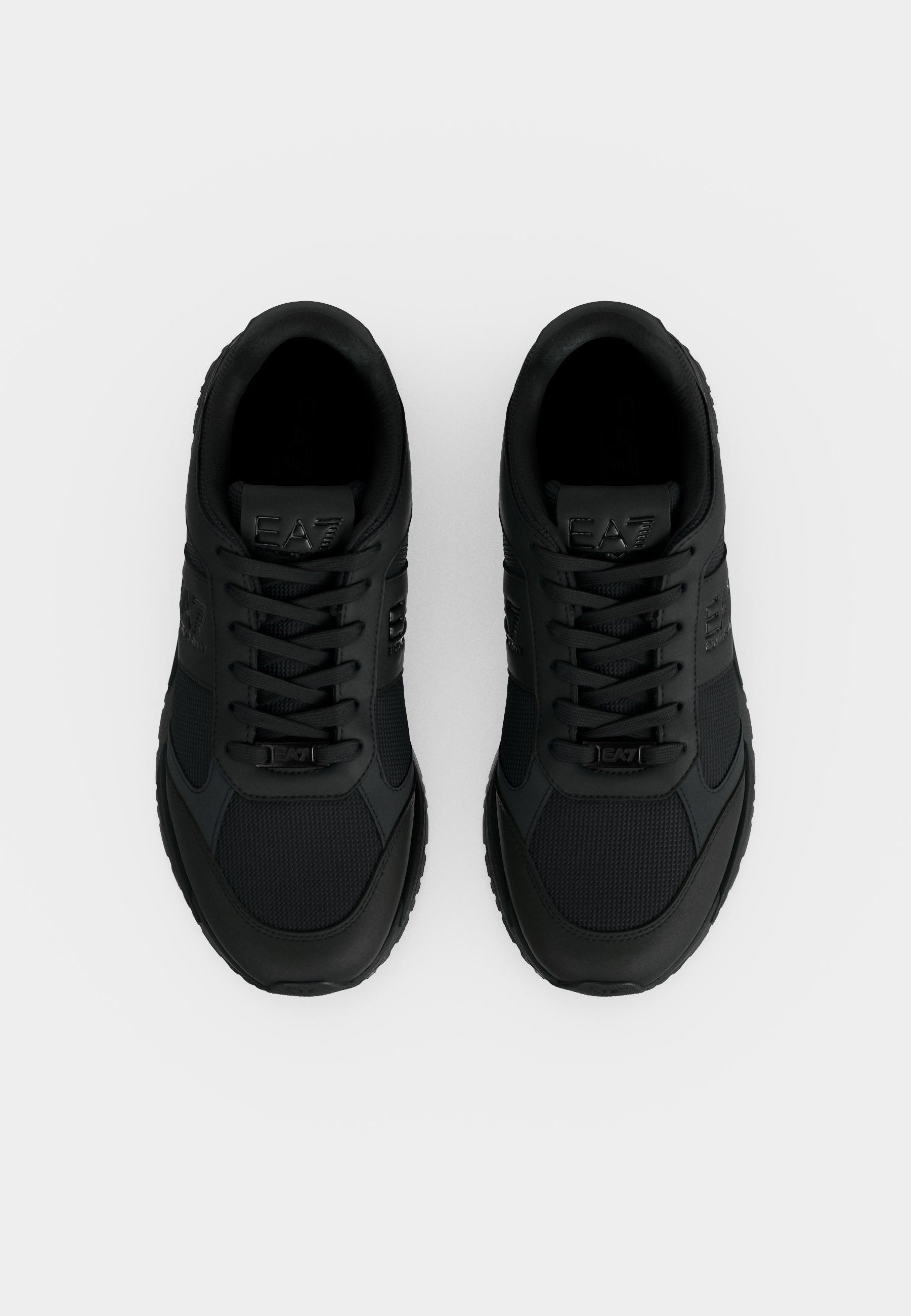 EVO - Trainers - triple black