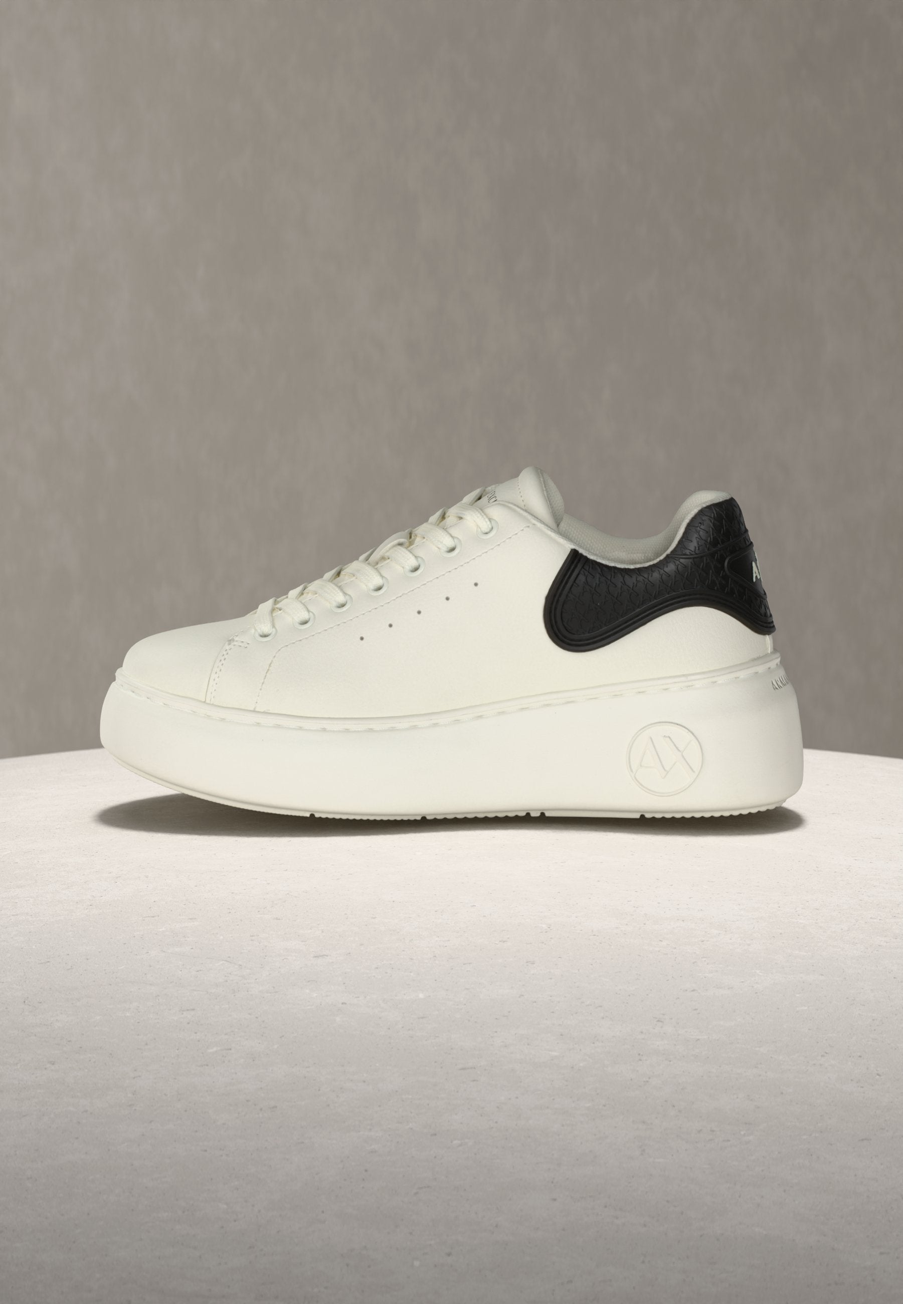 SUPER MINI - Trainers - off white/black
