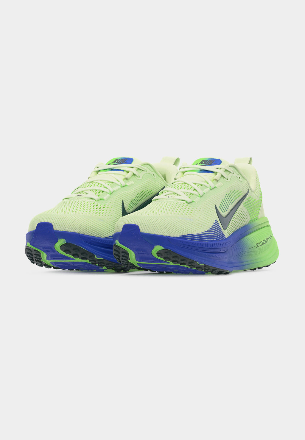 VOMERO UNISEX - Road running shoes - white/black spruce/volt tint/sapphire/lime blast