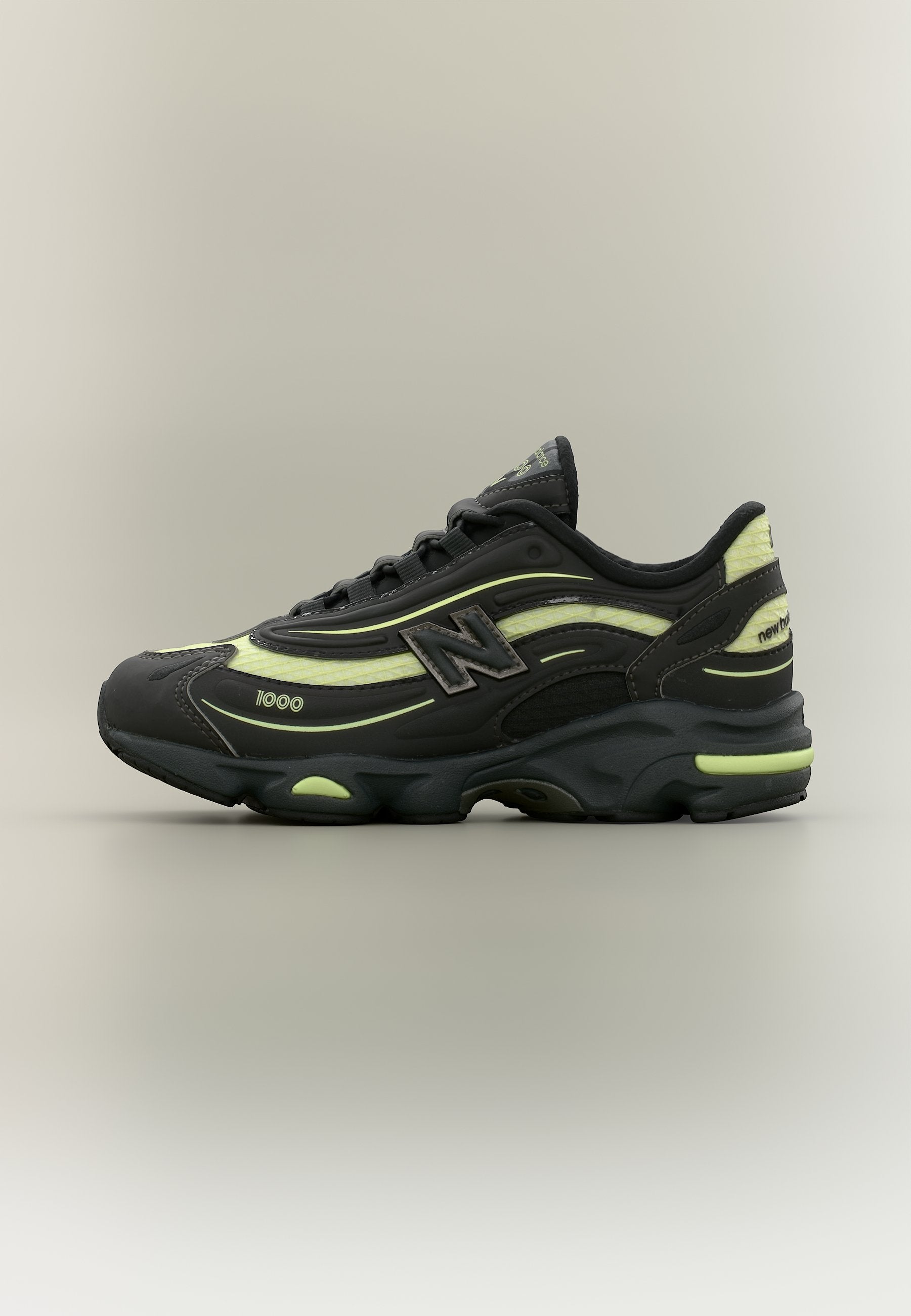 M1000 UNISEX - Trainers - black/dry lime