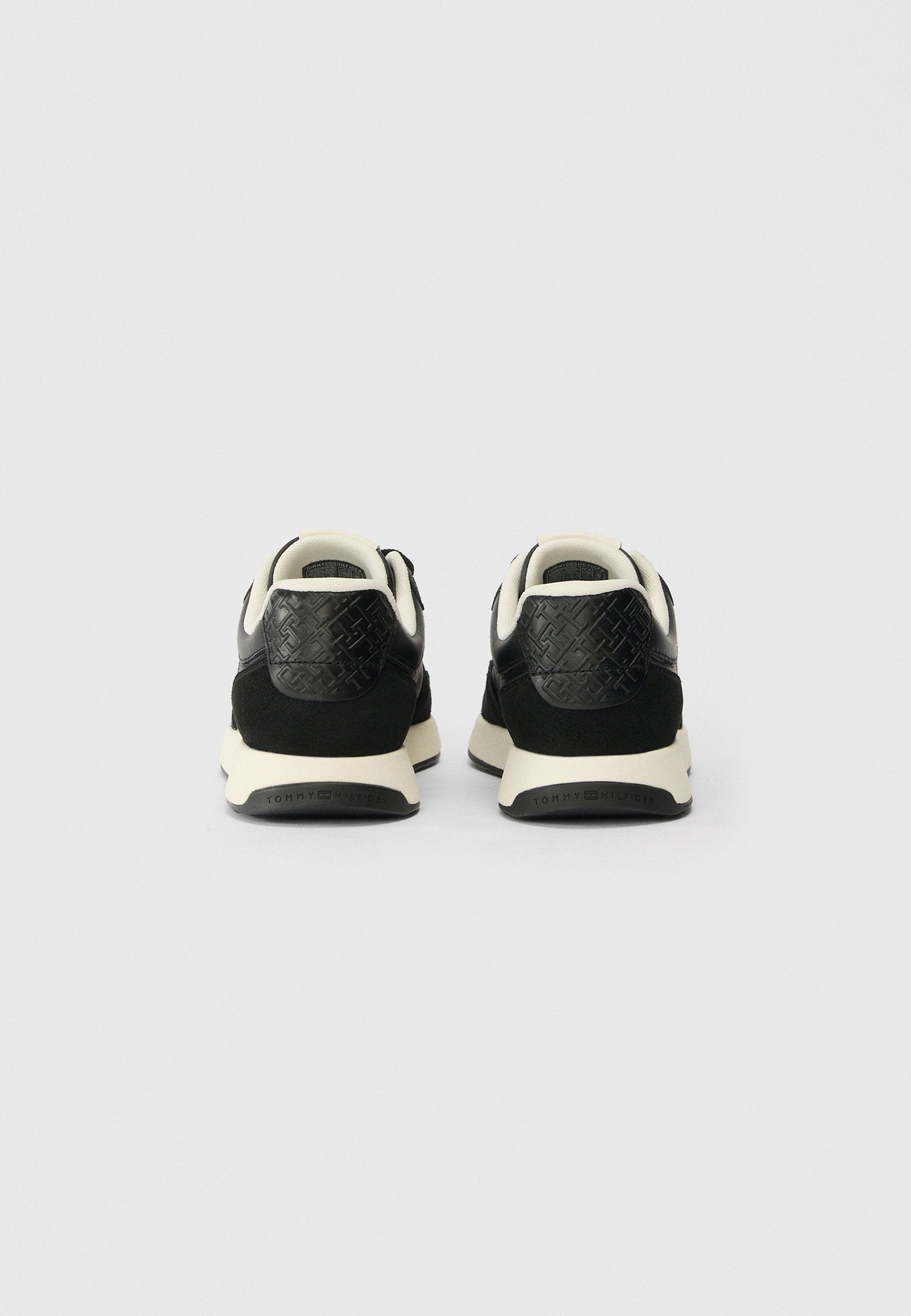 EMBOSSED TH MONOGRAM LEATHER TRAINERS - Trainers - black