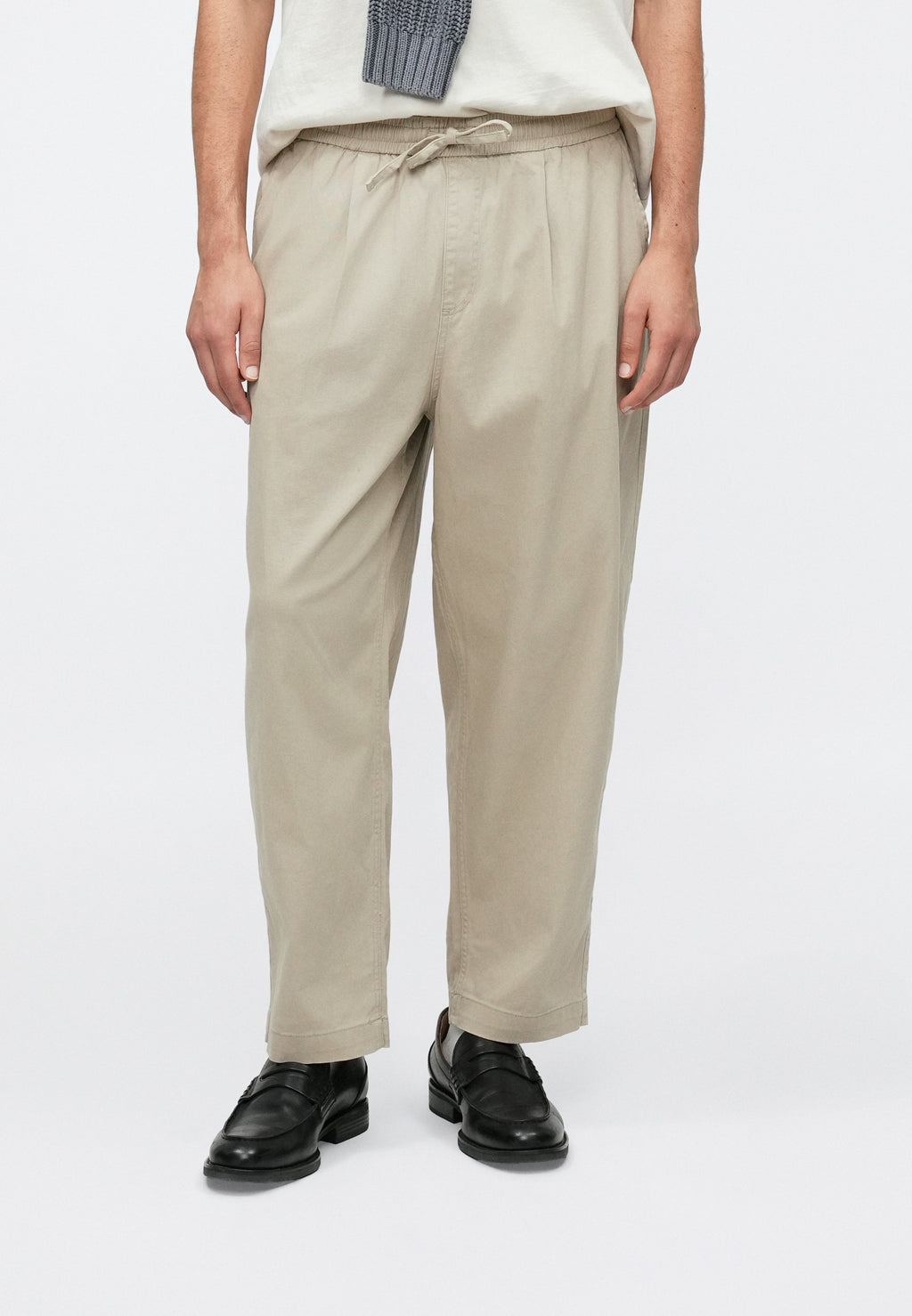 Joggers Barrel Fit - Trousers - beige
