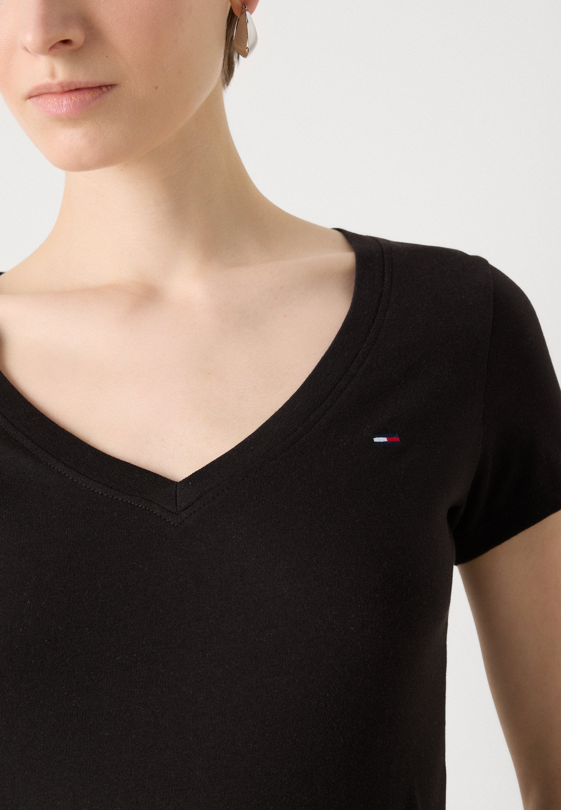 V NECK TEE 2 PACK - Basic T-shirt - black