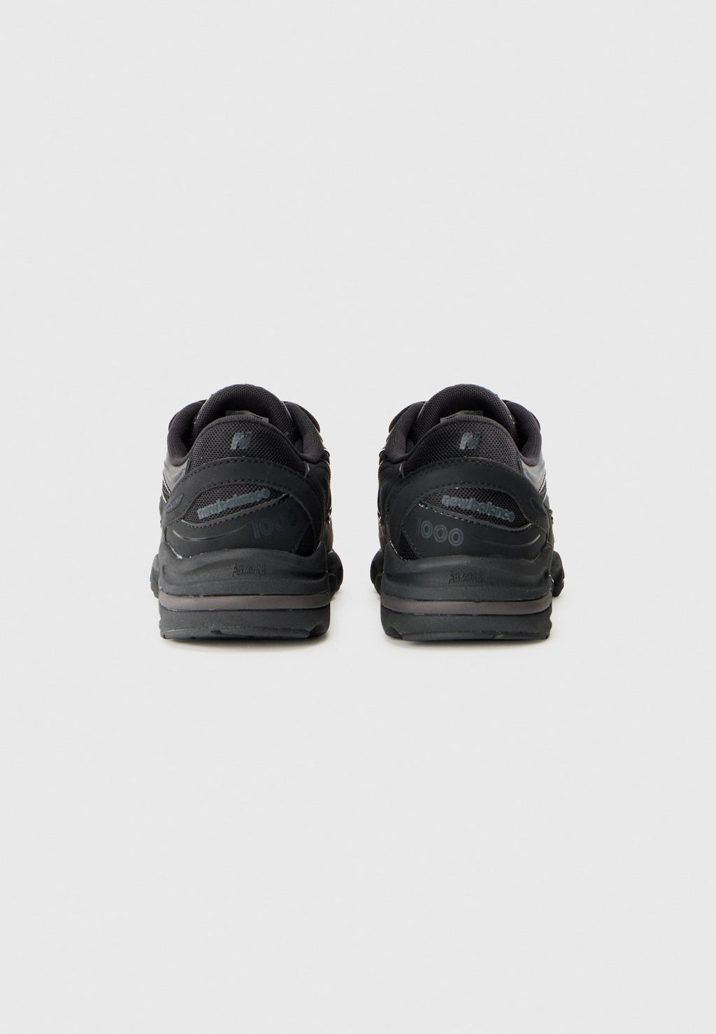 1000 UNISEX - Trainers - black