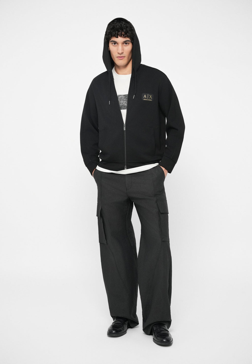 Zip-up sweatshirt - black