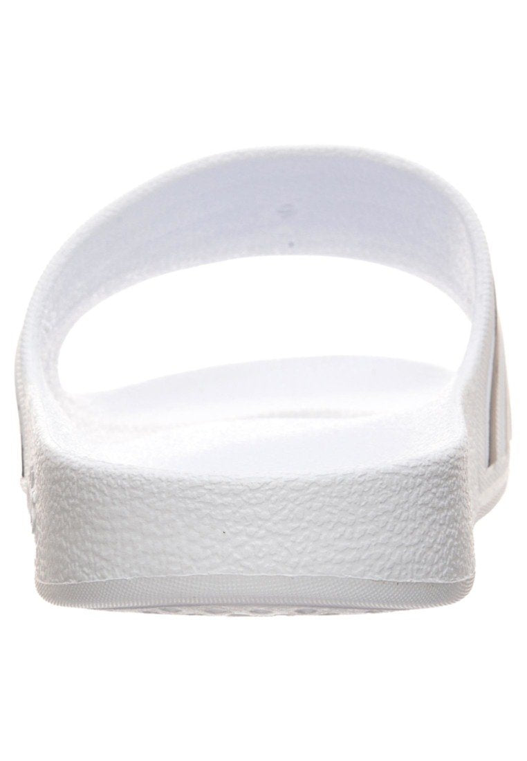 ADILETTE AQUA - Mules - blanc nuage   noir noyau   blanc nuage