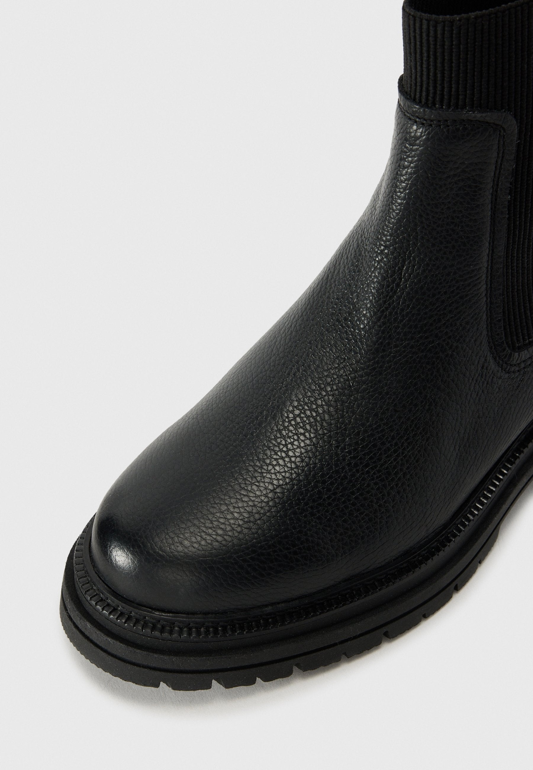 Classic ankle boots - black