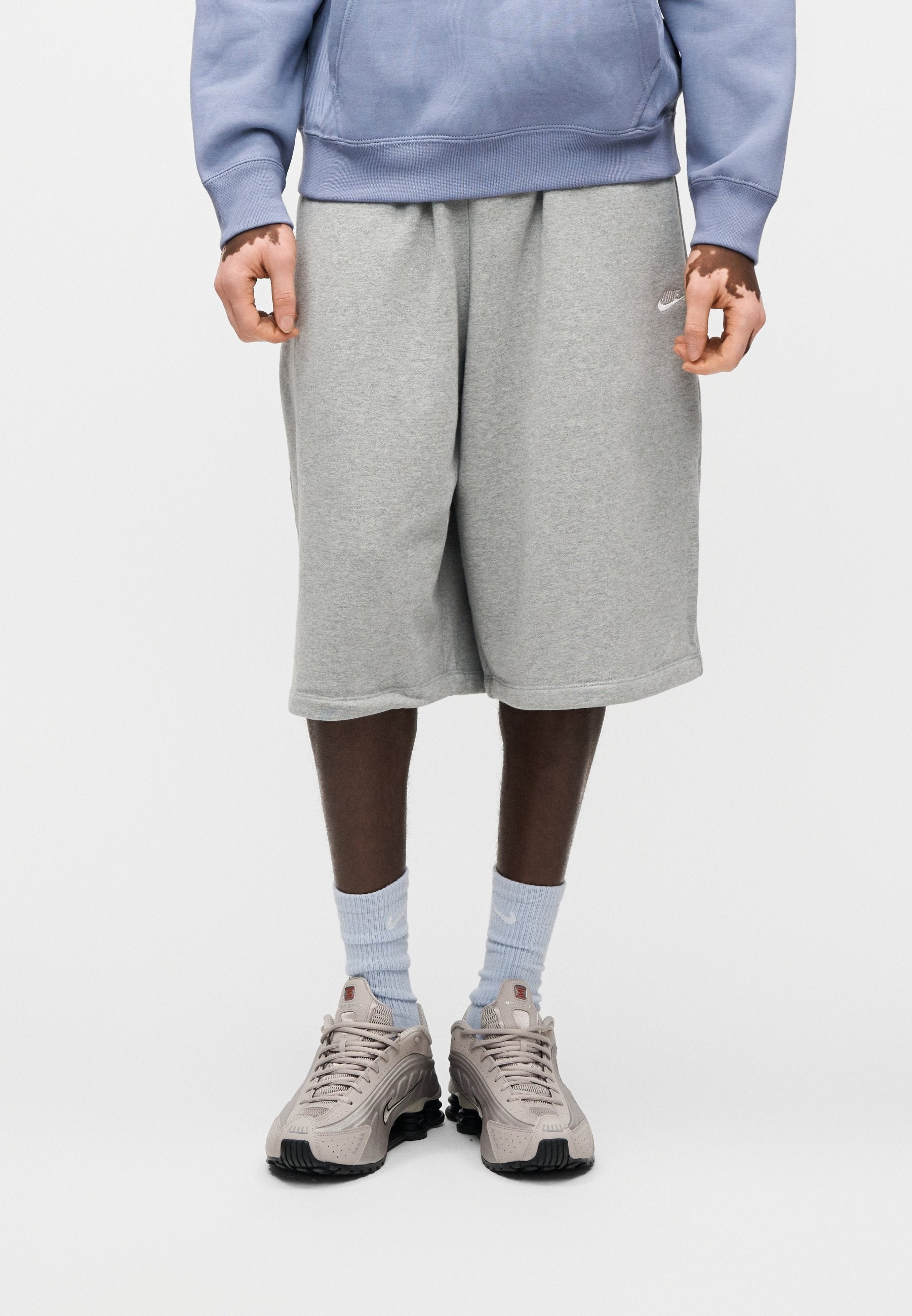 CLUB - Shorts - grey
