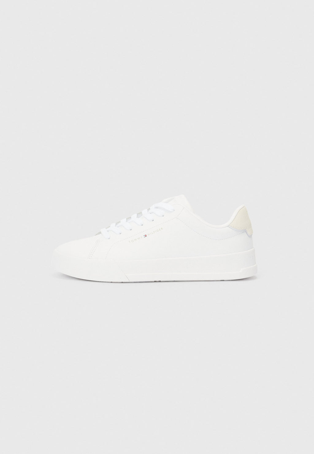 Trainers - white
