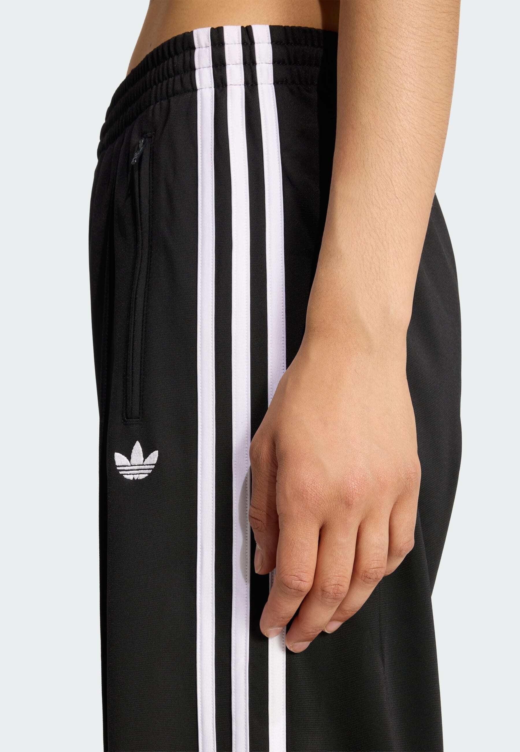 FIREBIRD LOOSE TRACKSUIT PANTS - Tracksuit bottoms - black white