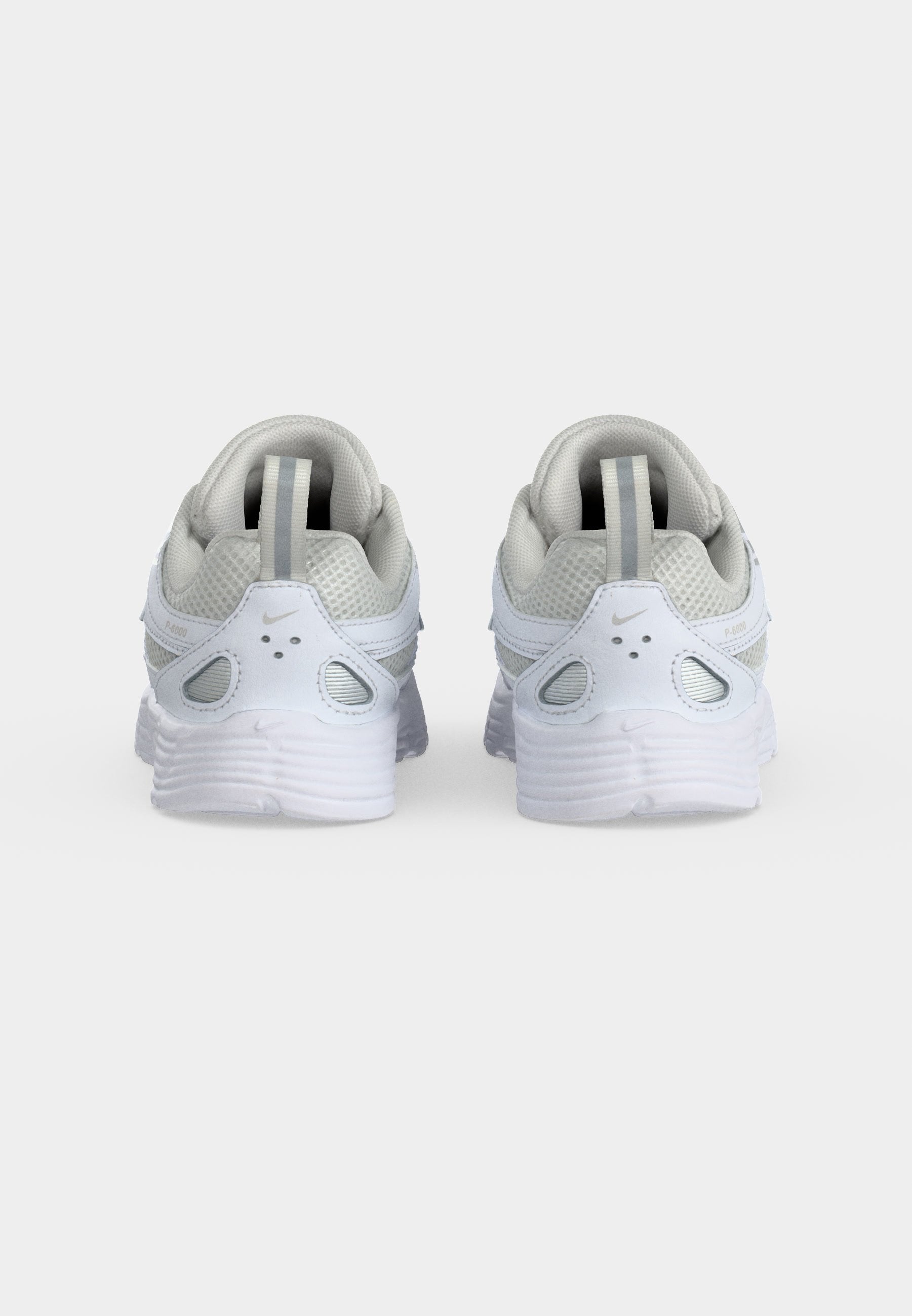 P 6000 UNISEX - Baskets - nuance platine/blanc/argenté métallique