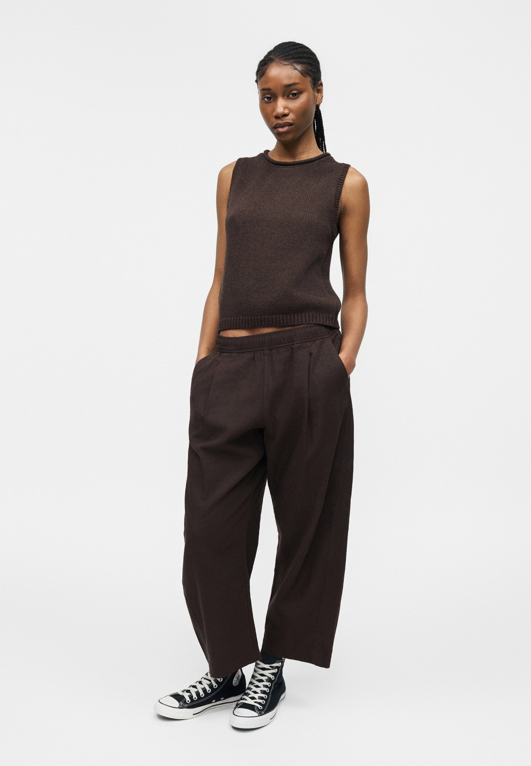 BARREL - Trousers - terra brown