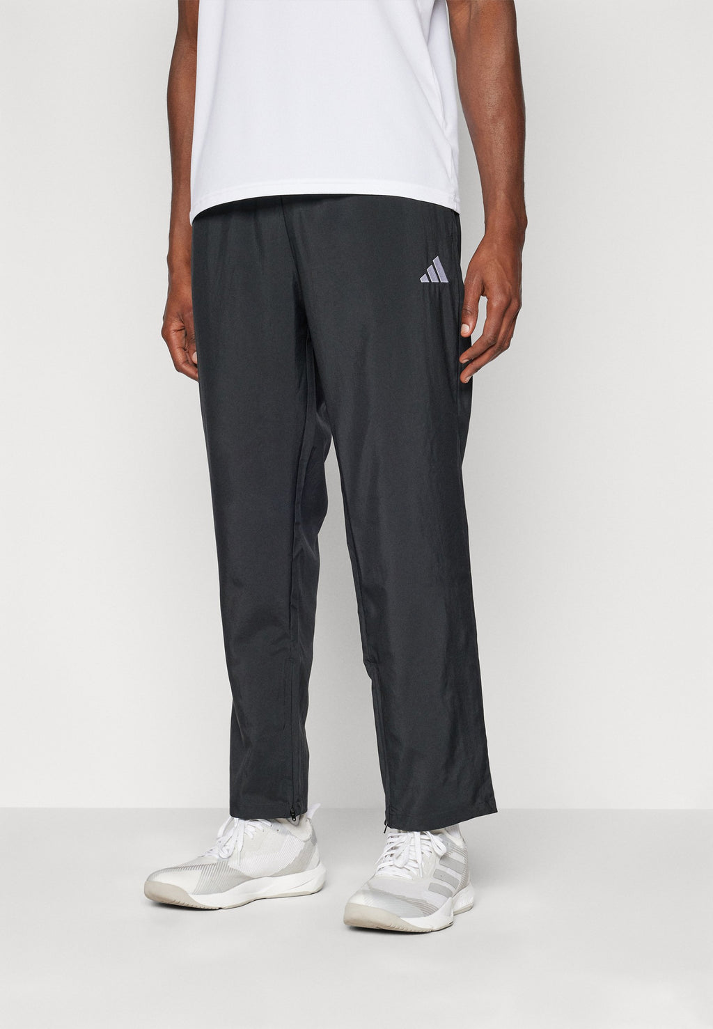 ESSENTIAL SMALL LOGO STANFORD  OPEN HEM - Trousers - black/white