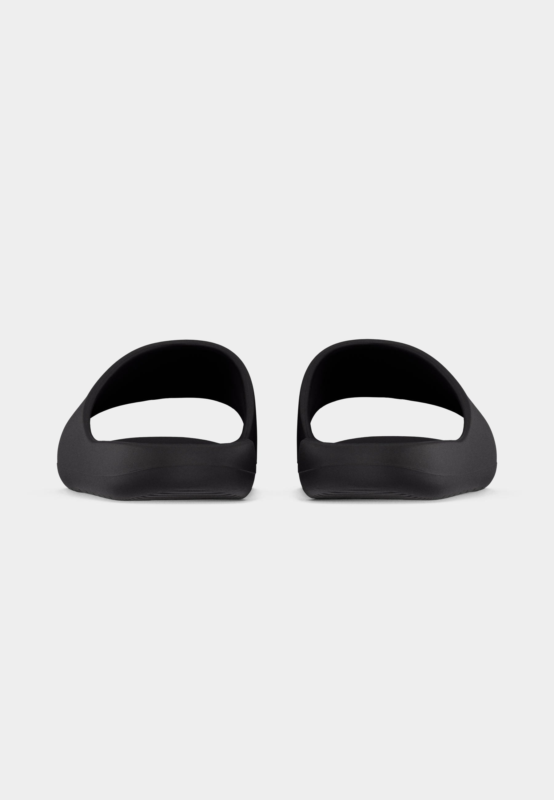 BUBBLE - Mules - black/optic white