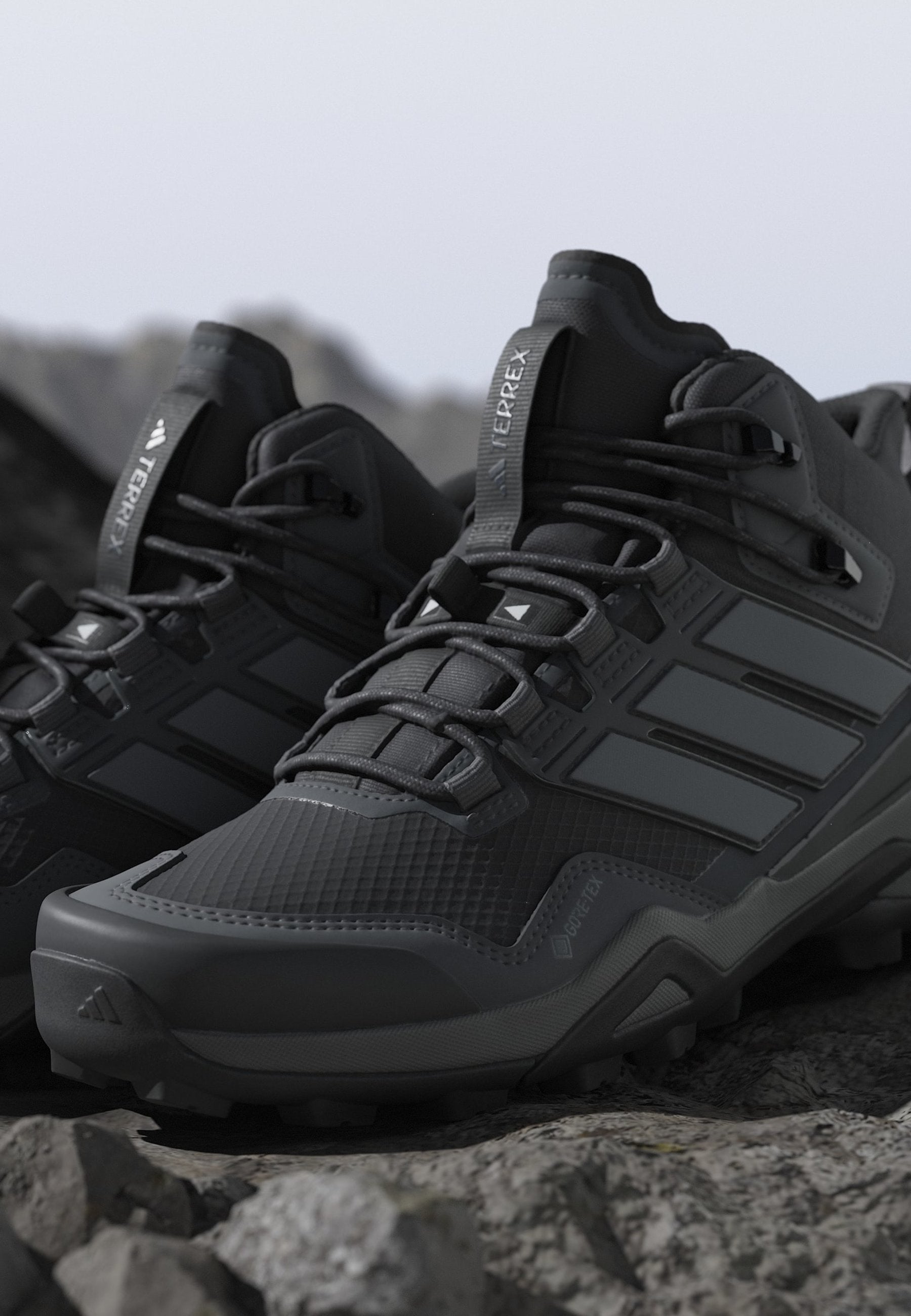 TERREX SKYCHASER MID GTX W - Hiking shoes - core black   grey three   grey six