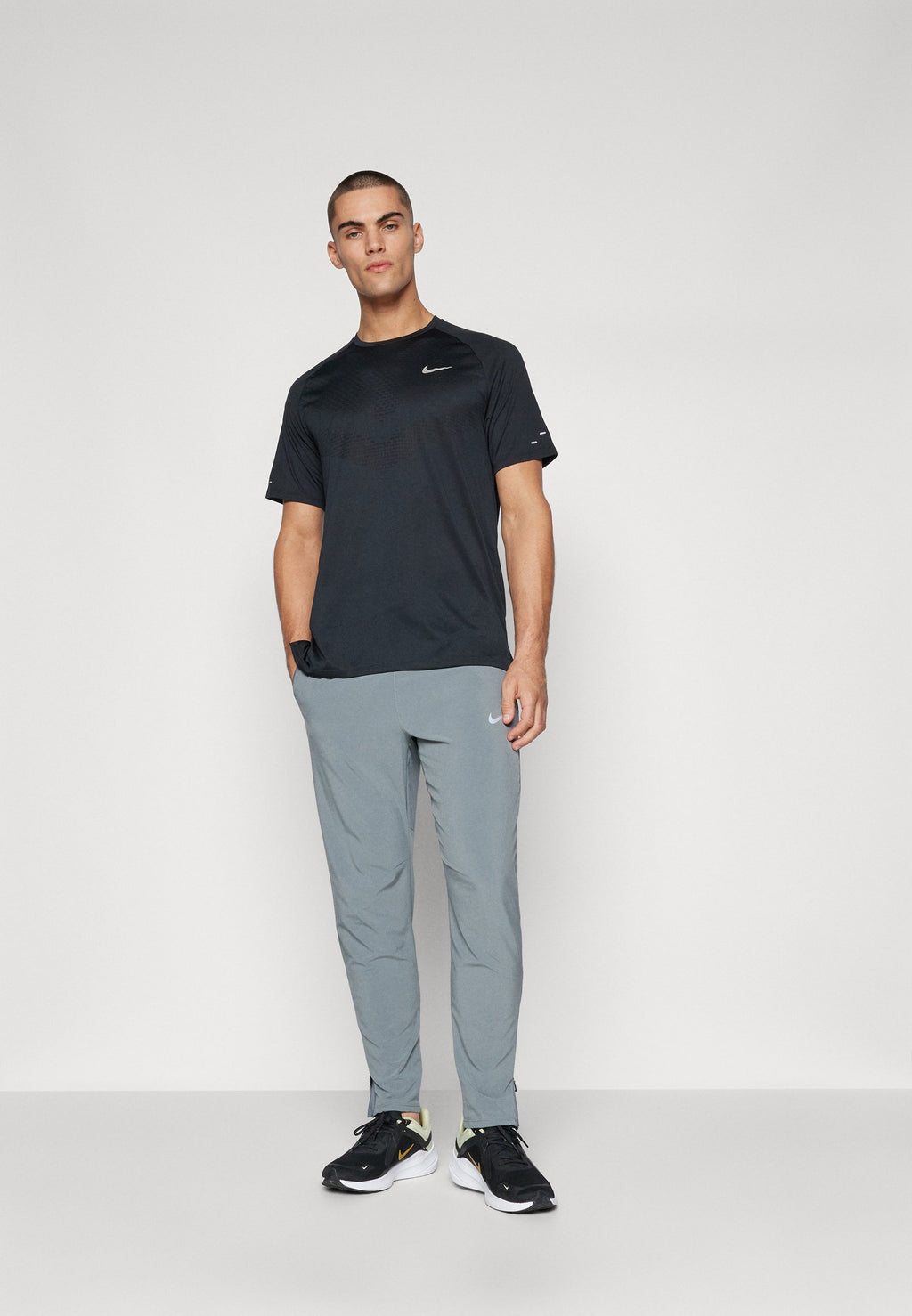 Tracksuit bottoms - smoke grey/reflective silver