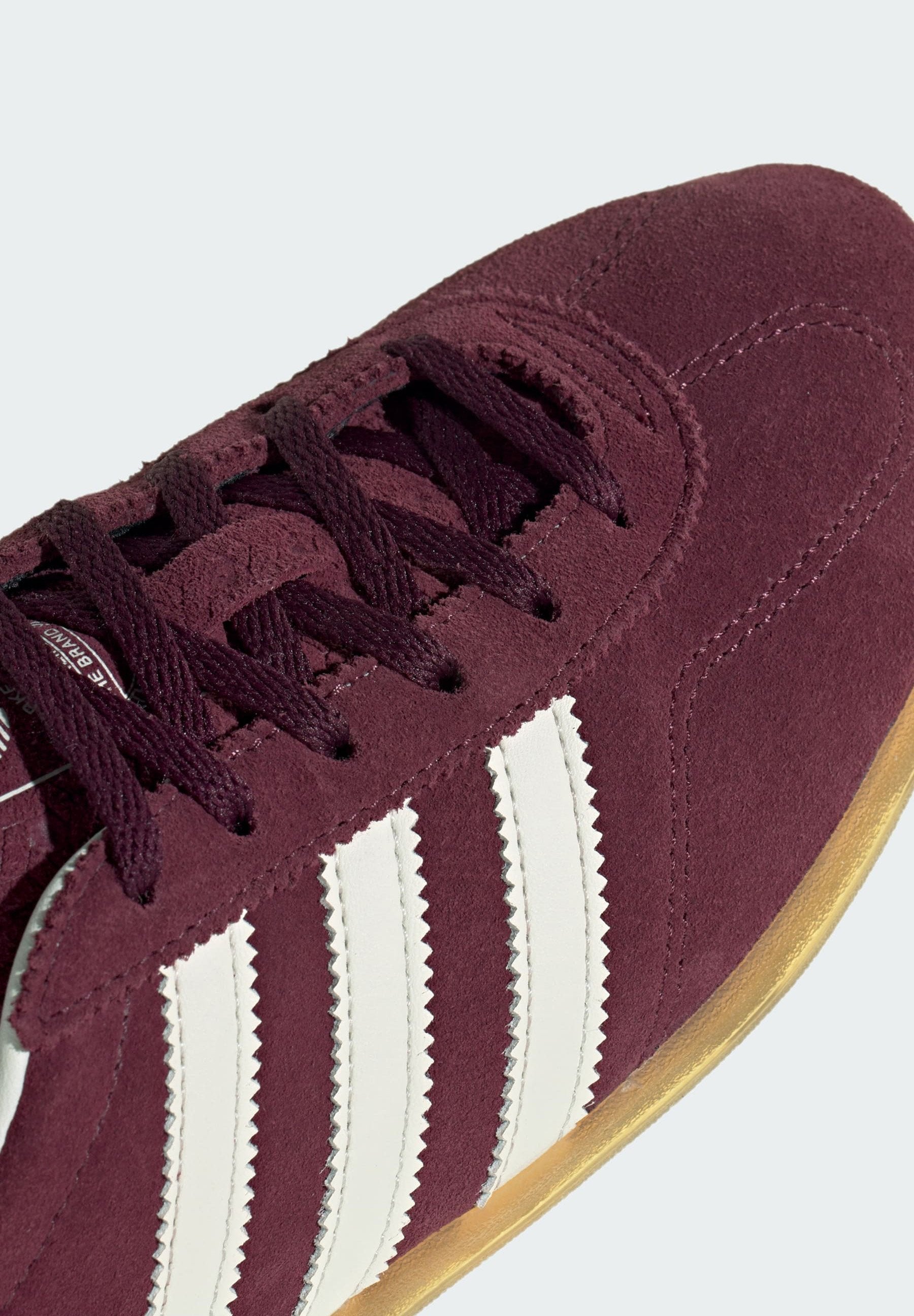 GAZELLE PRO - Trainers - maroon core white gum