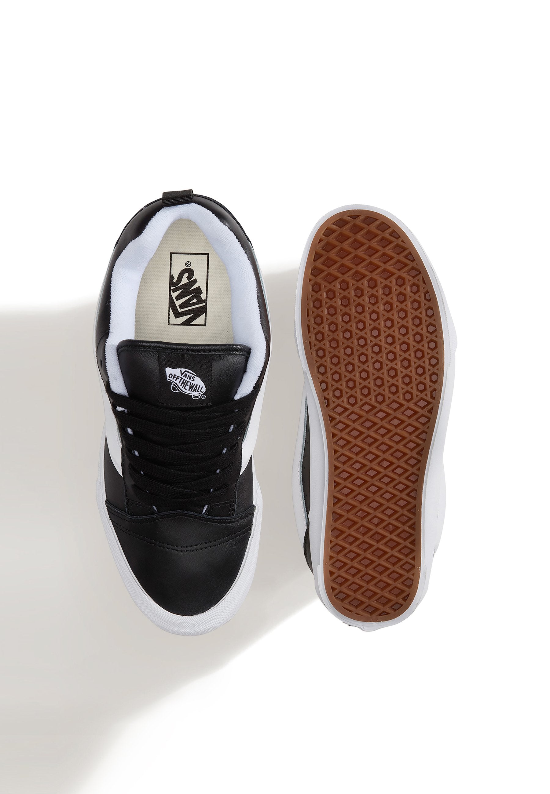 KNU SKOOL UNISEX - Skate shoes - bpa -  leather black/true white