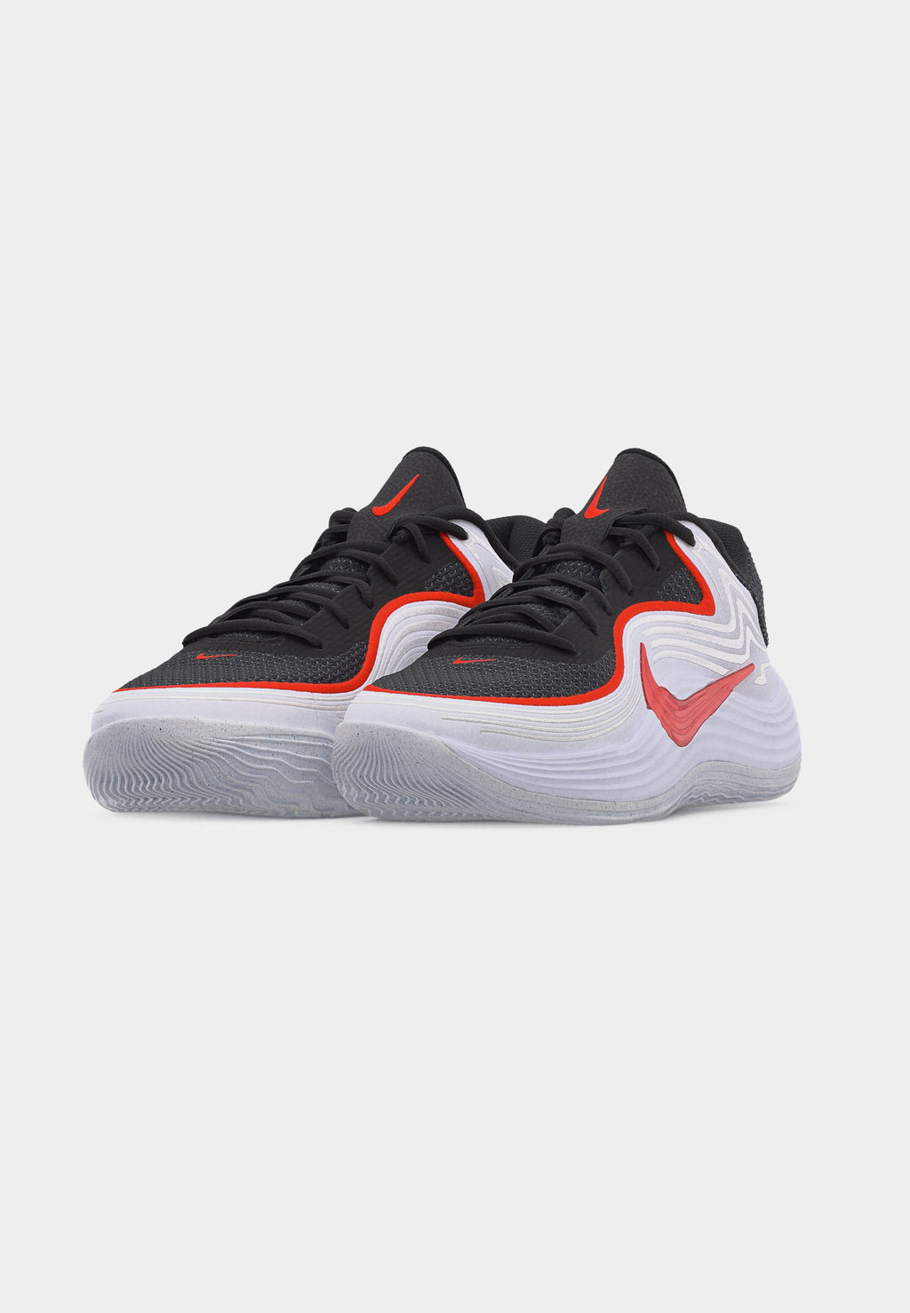 PRECISION 8 LOW UNISEX - Basketball shoes - black/picante red/white