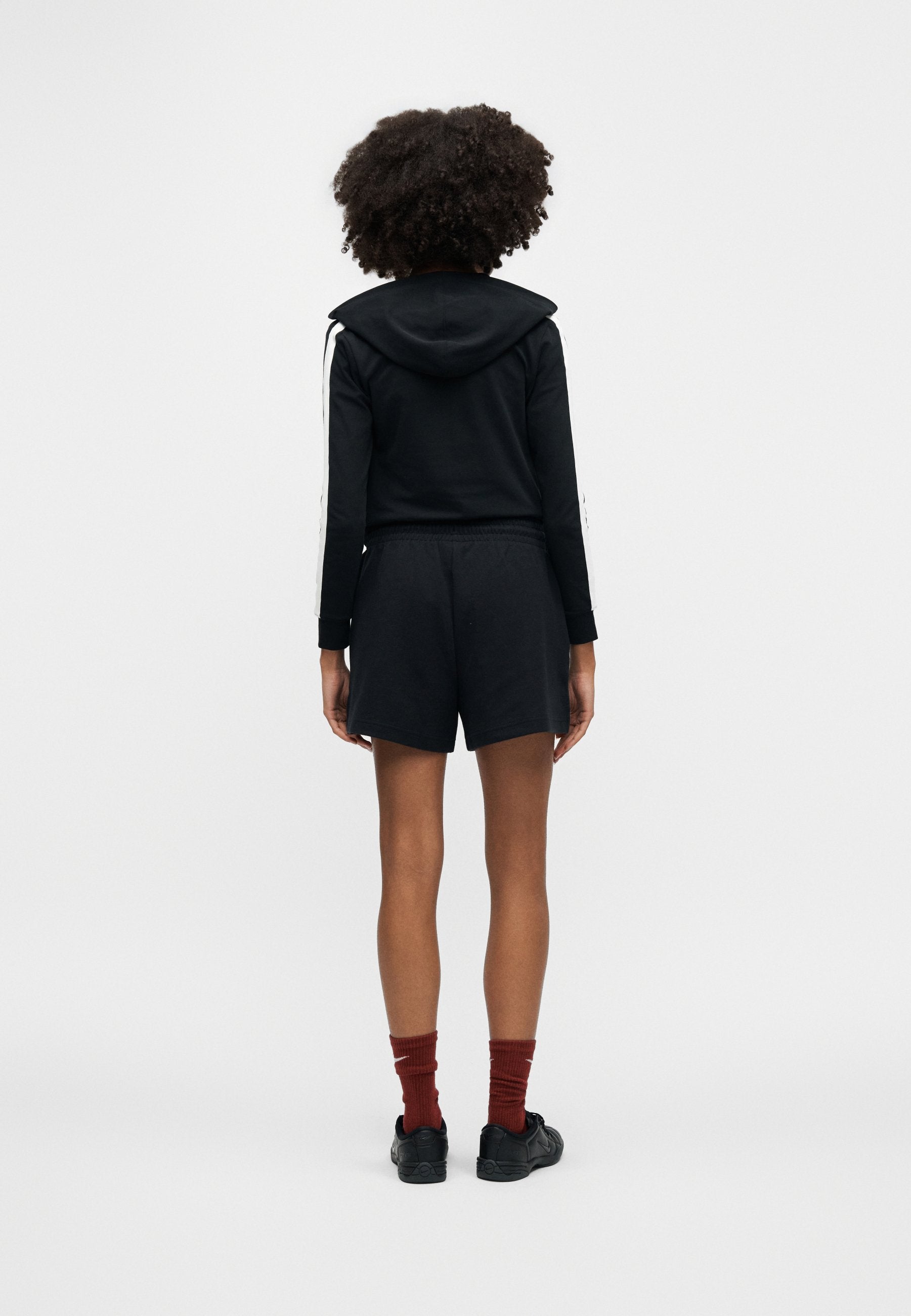 Short - noir