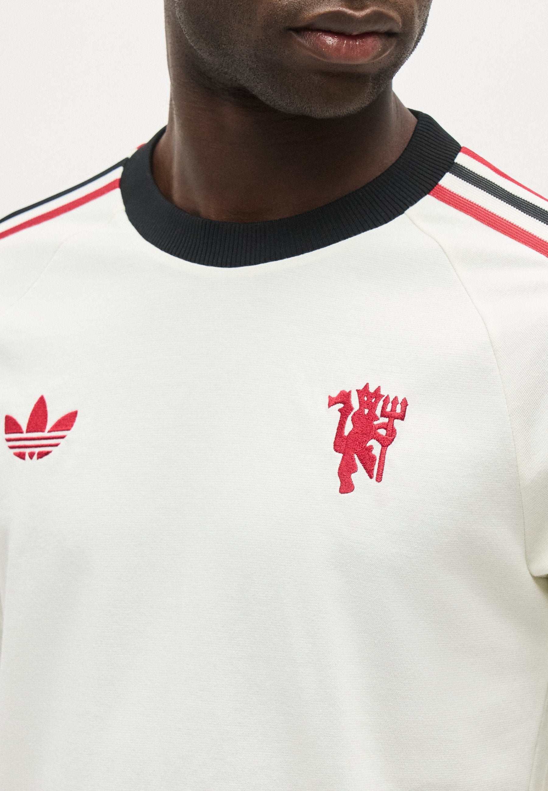 MANCHESTER UNITED LONG SLEEVE - Club wear - off-white