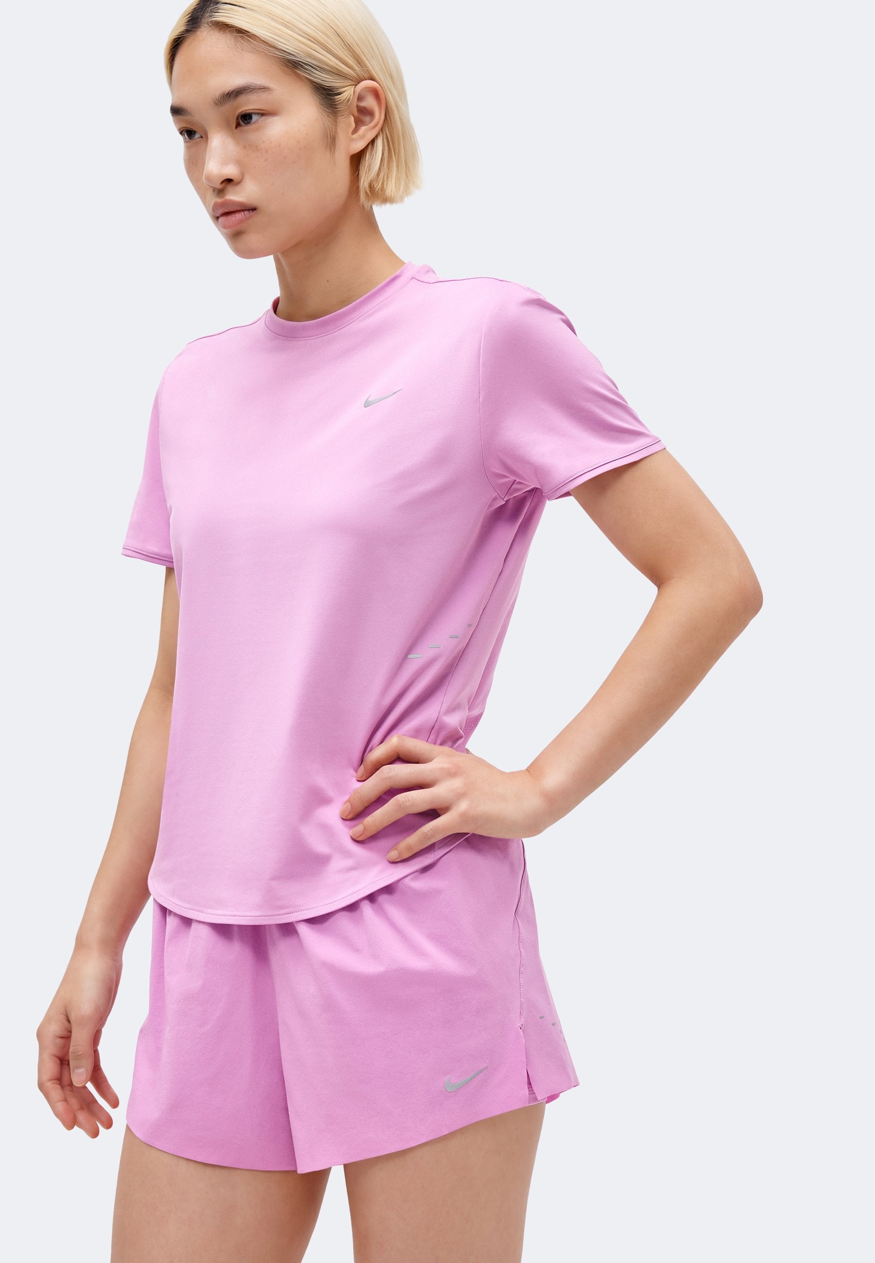 SWIFT - Sports T-shirt - light magenta