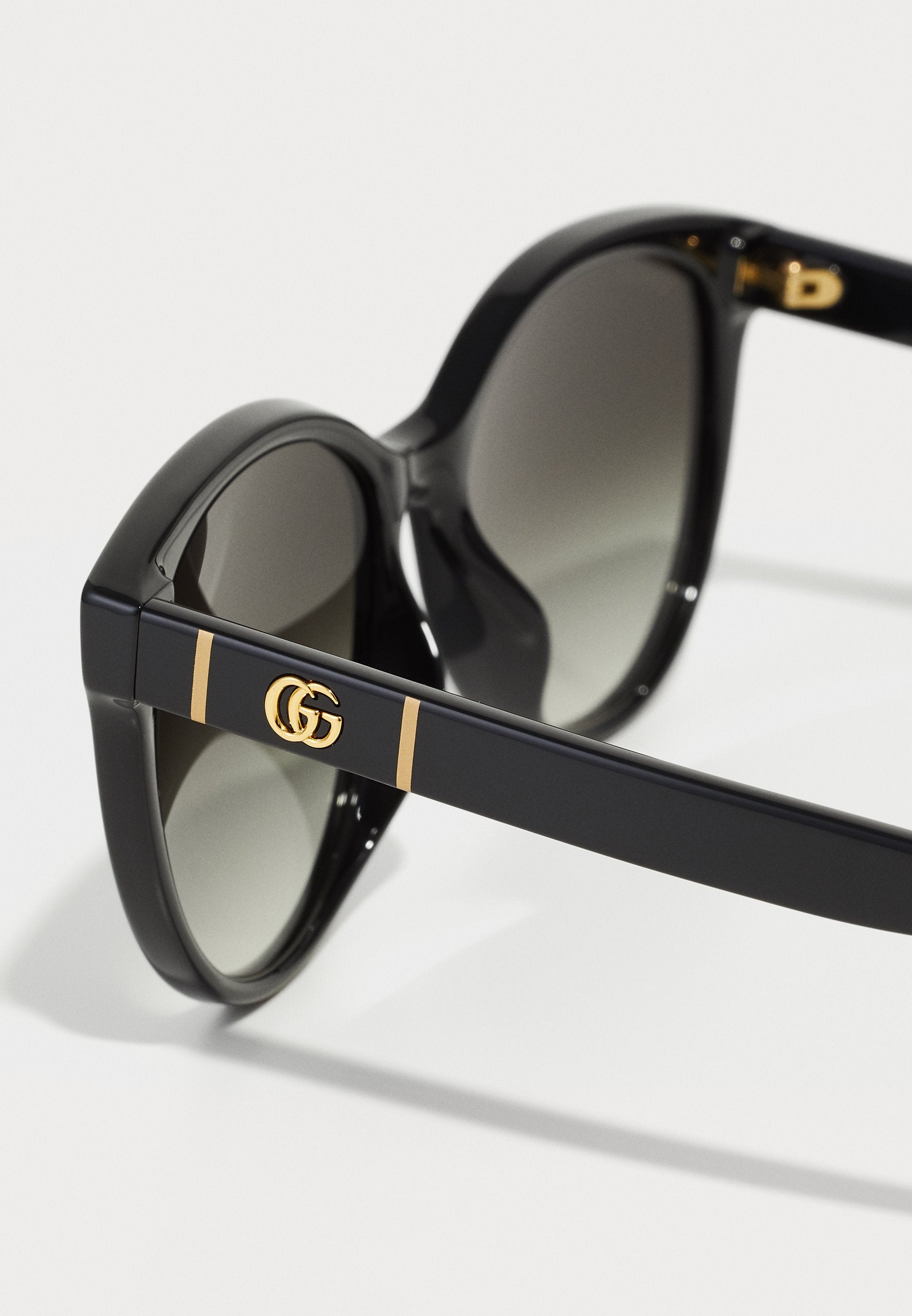 Sunglasses - black/grey