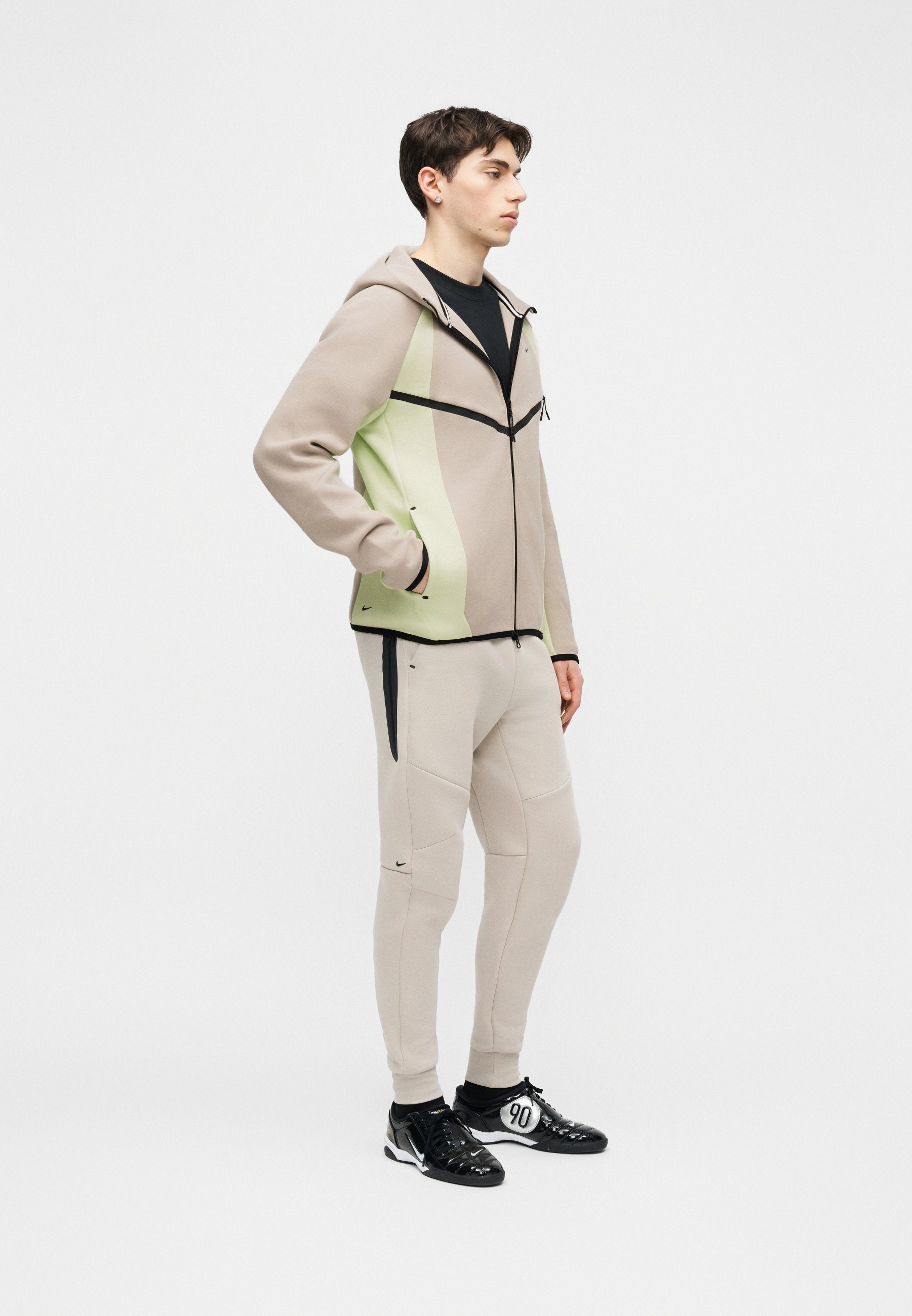 M NK TECH FLC PRO WR FZ JACKET - Sweat zippé - cream/liquid lime/black