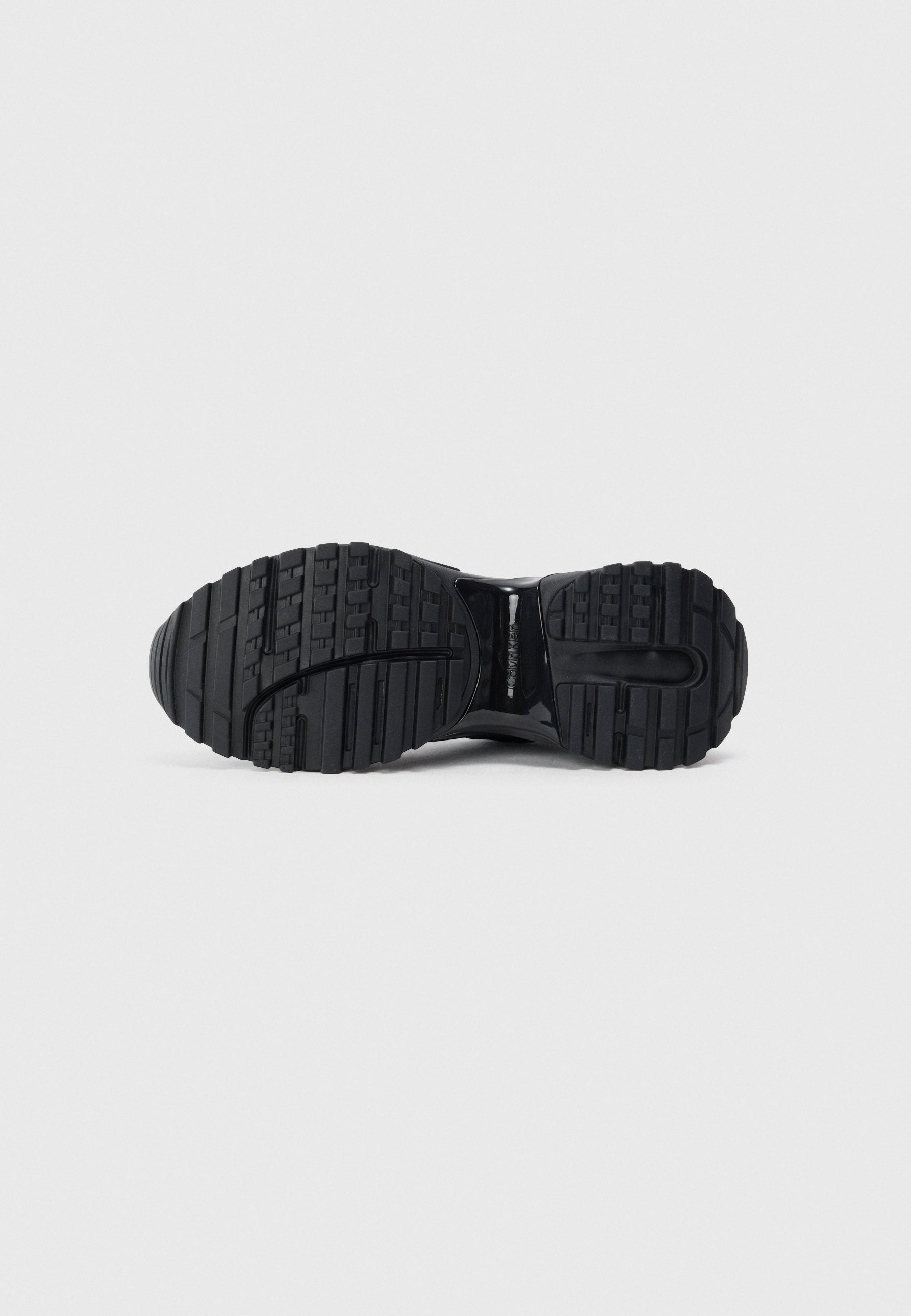 PEARL NY - Baskets - triple black