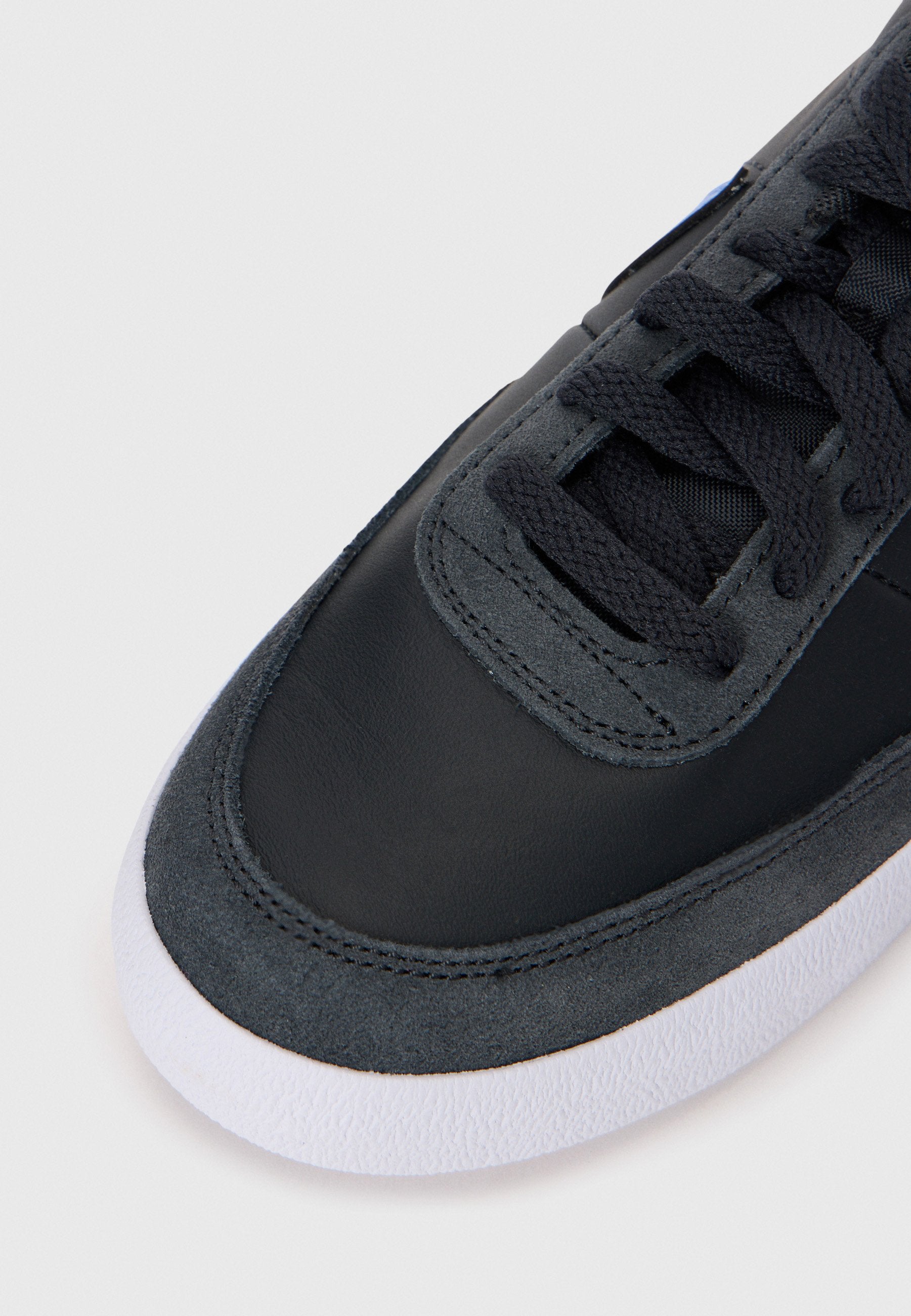 KILLSHOT 2 UNISEX - Trainers - off noir/royal pulse/white