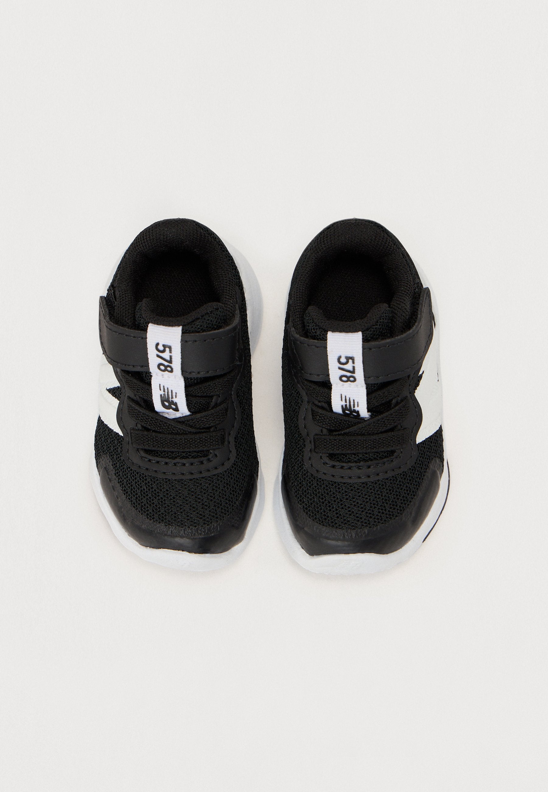 578 UNISEX - Road running shoes - black